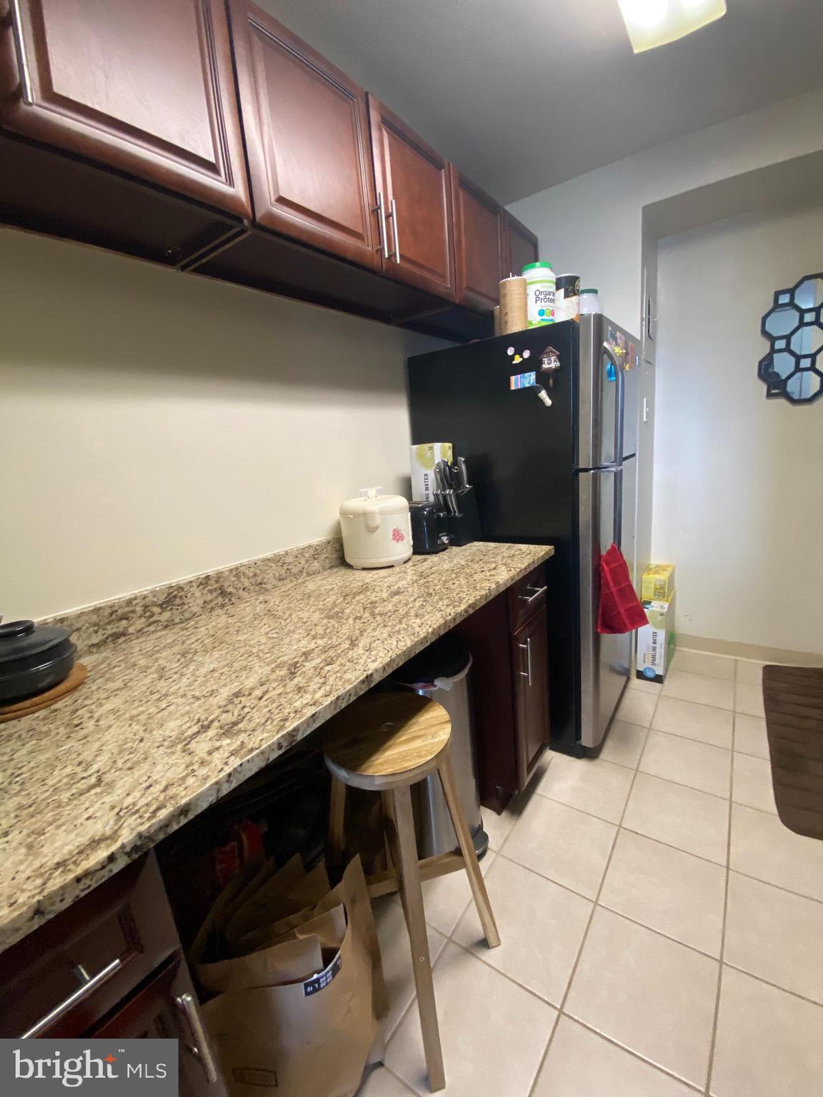 WASHINGTON SQ - Residential Lease
