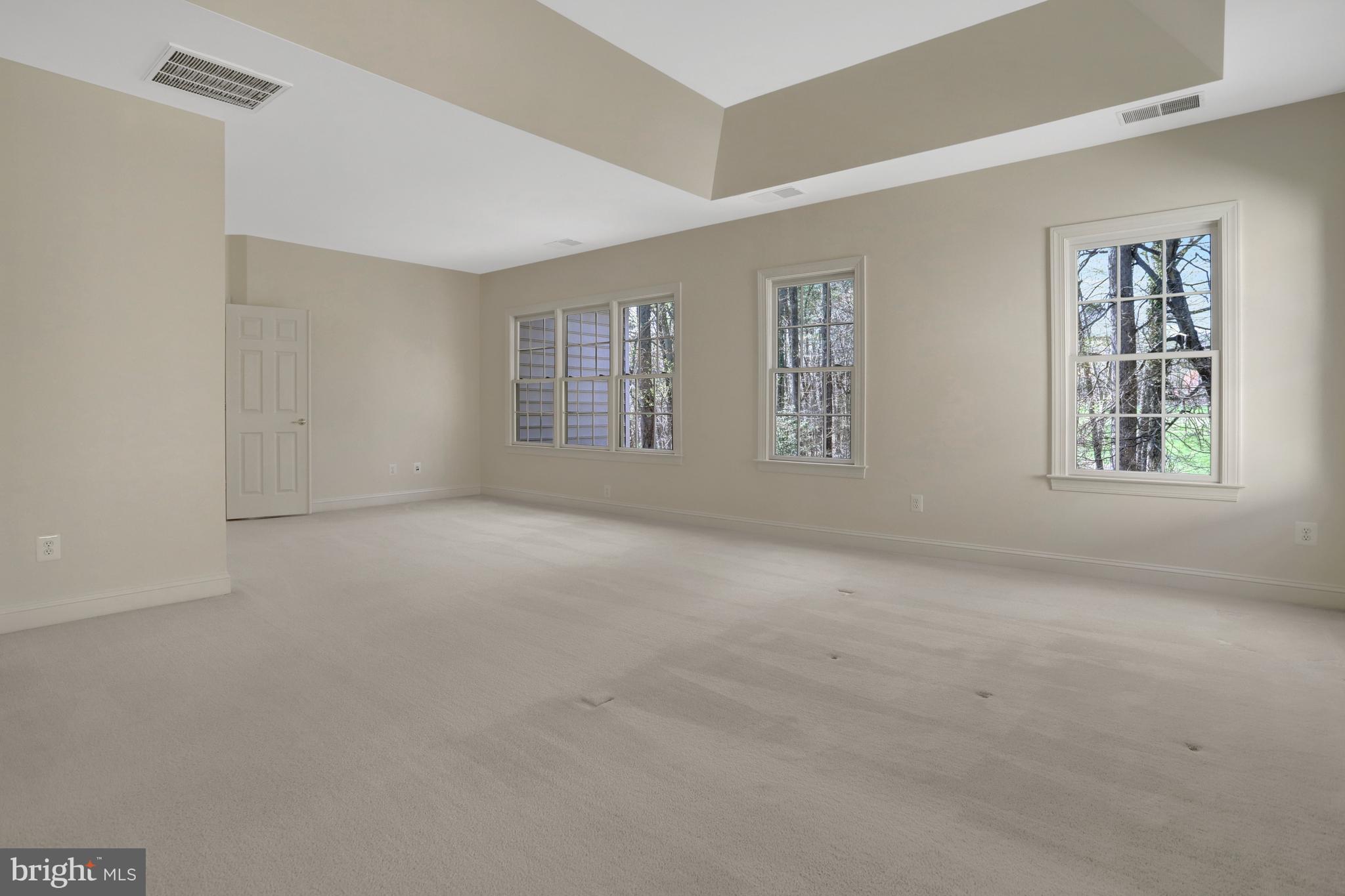 MONACAN ESTATES - Residential