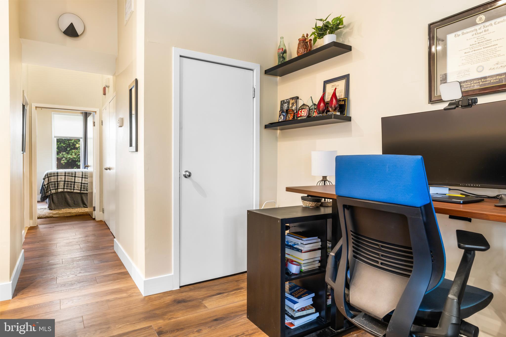 NOB HILL - Residential