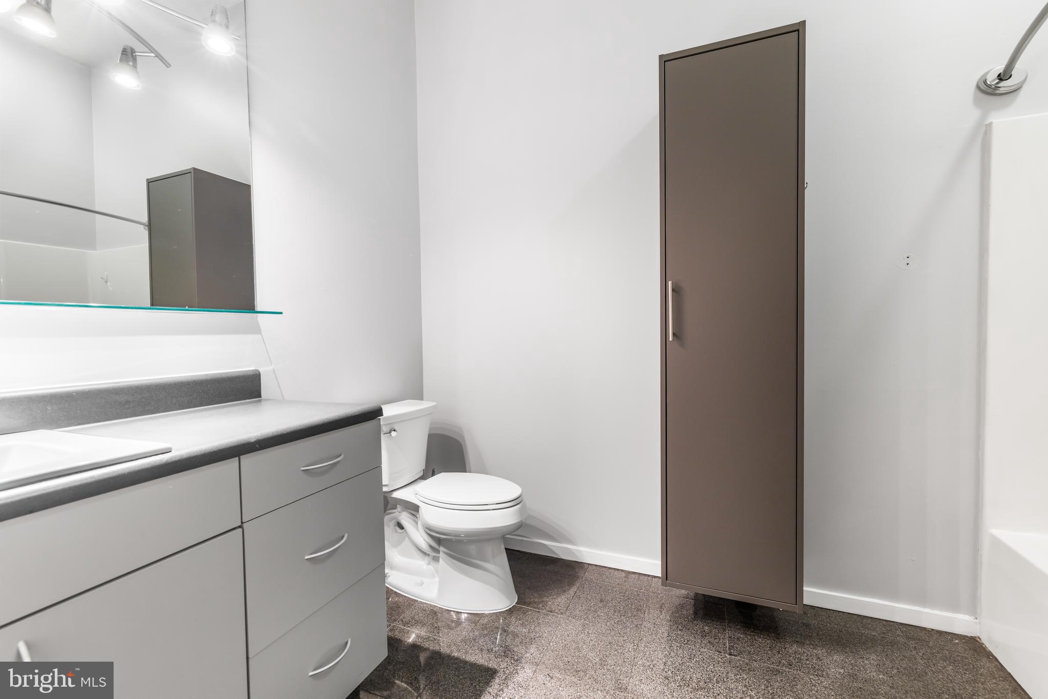 NOB HILL - Residential