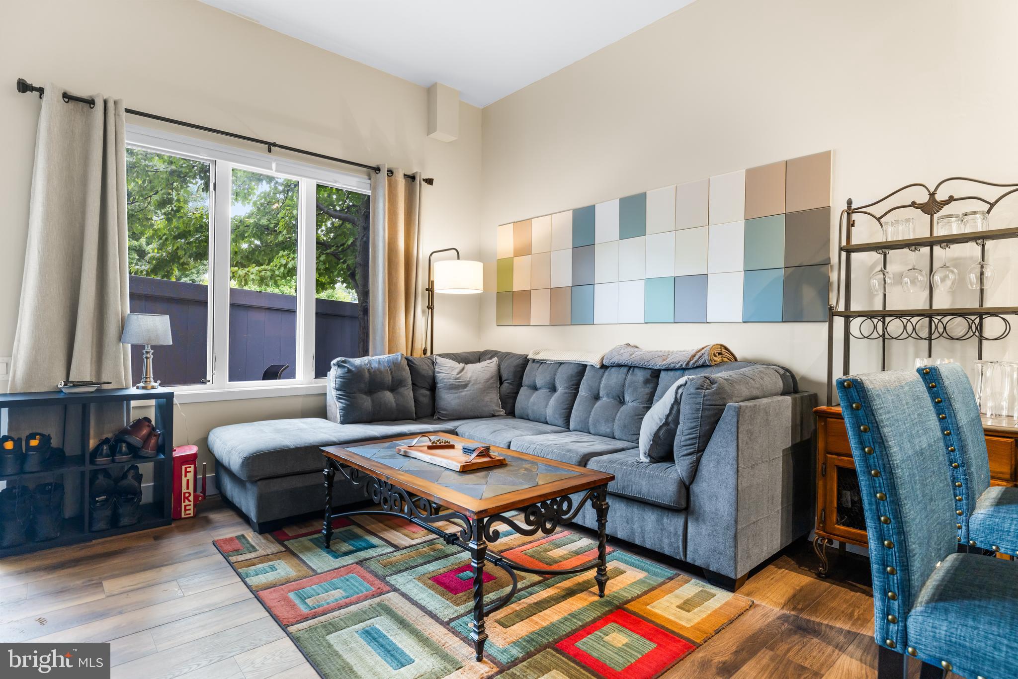 NOB HILL - Residential