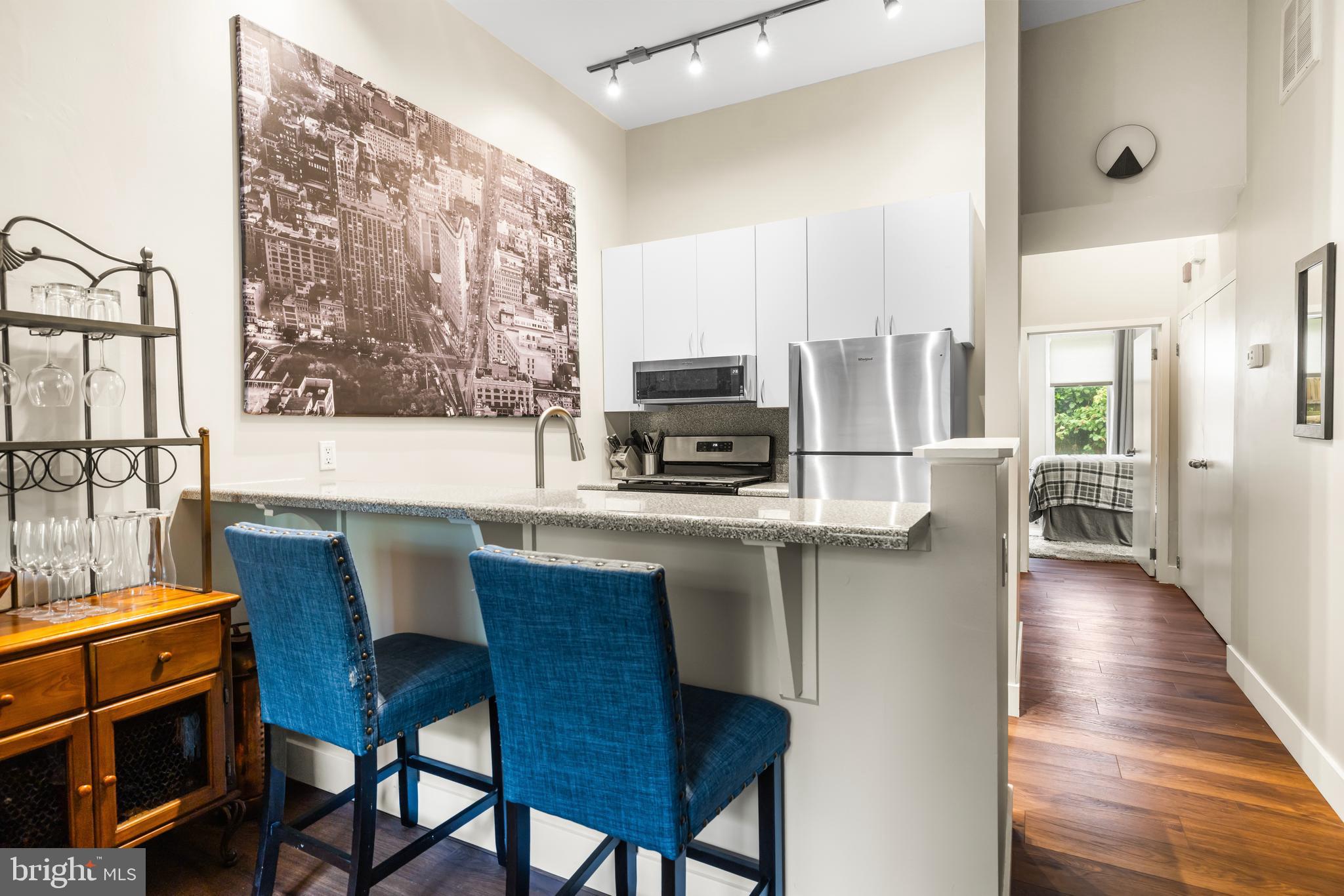 NOB HILL - Residential