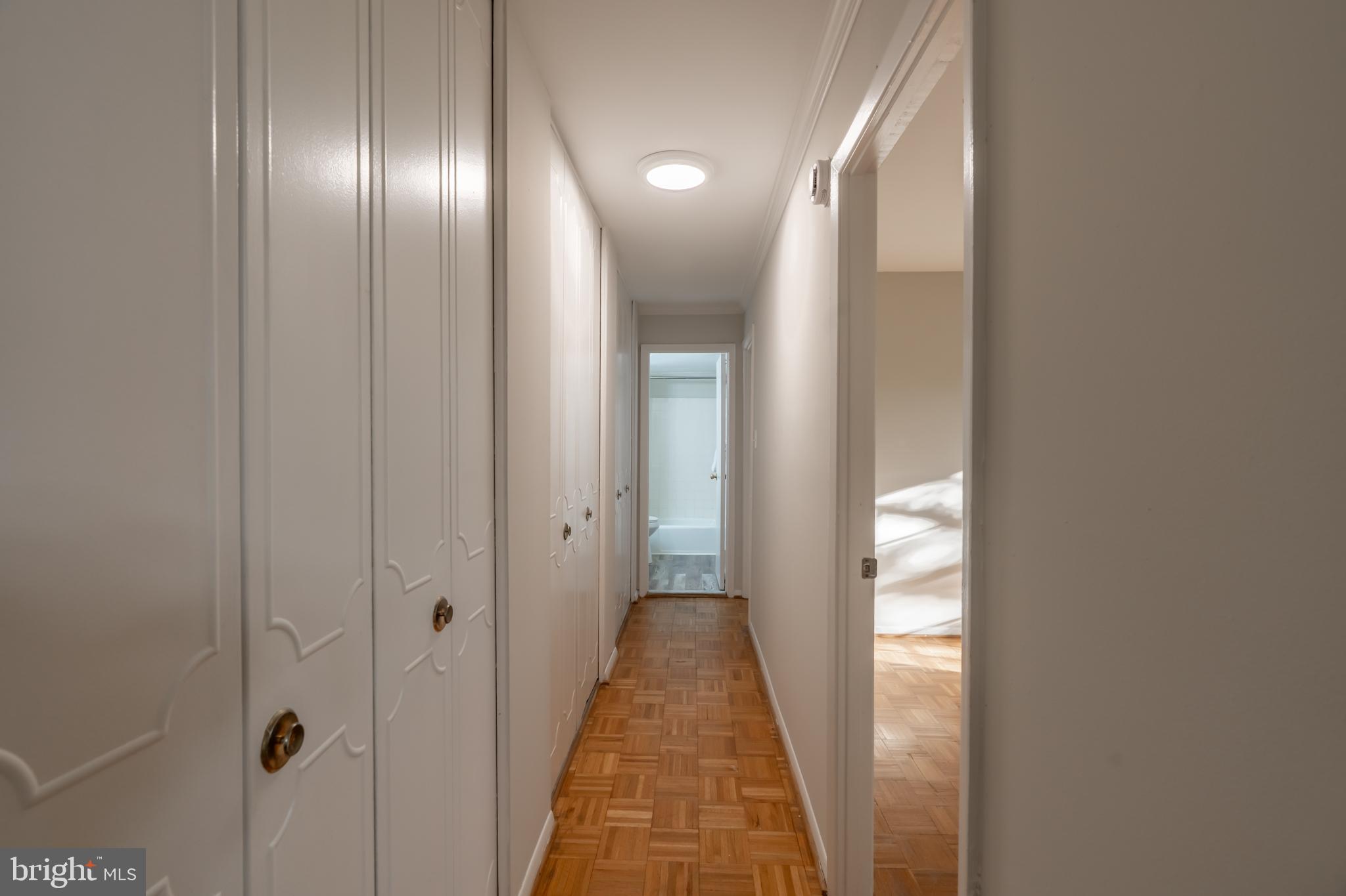 HOMELAND SOUTHWAY - Residential
