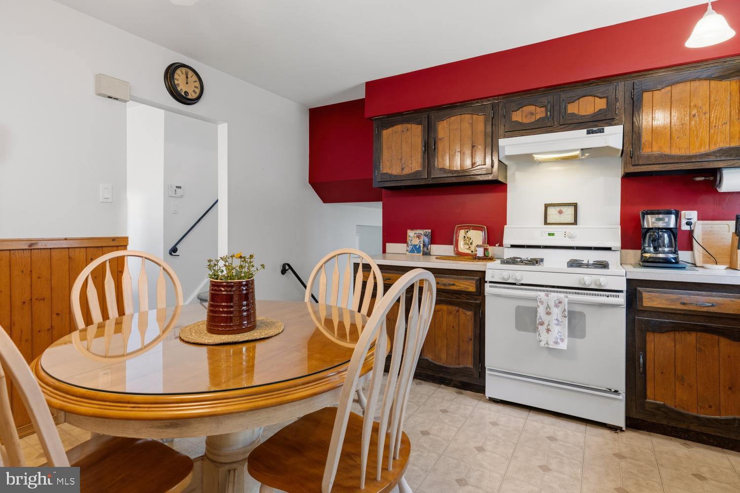 NESHAMINY VALLEY - Residential