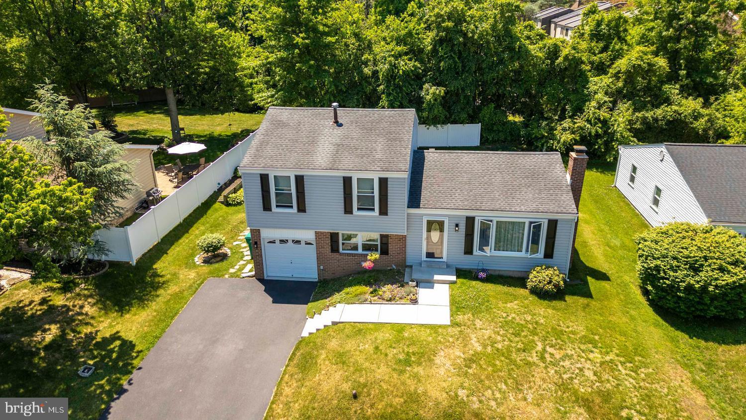NESHAMINY VALLEY - Residential