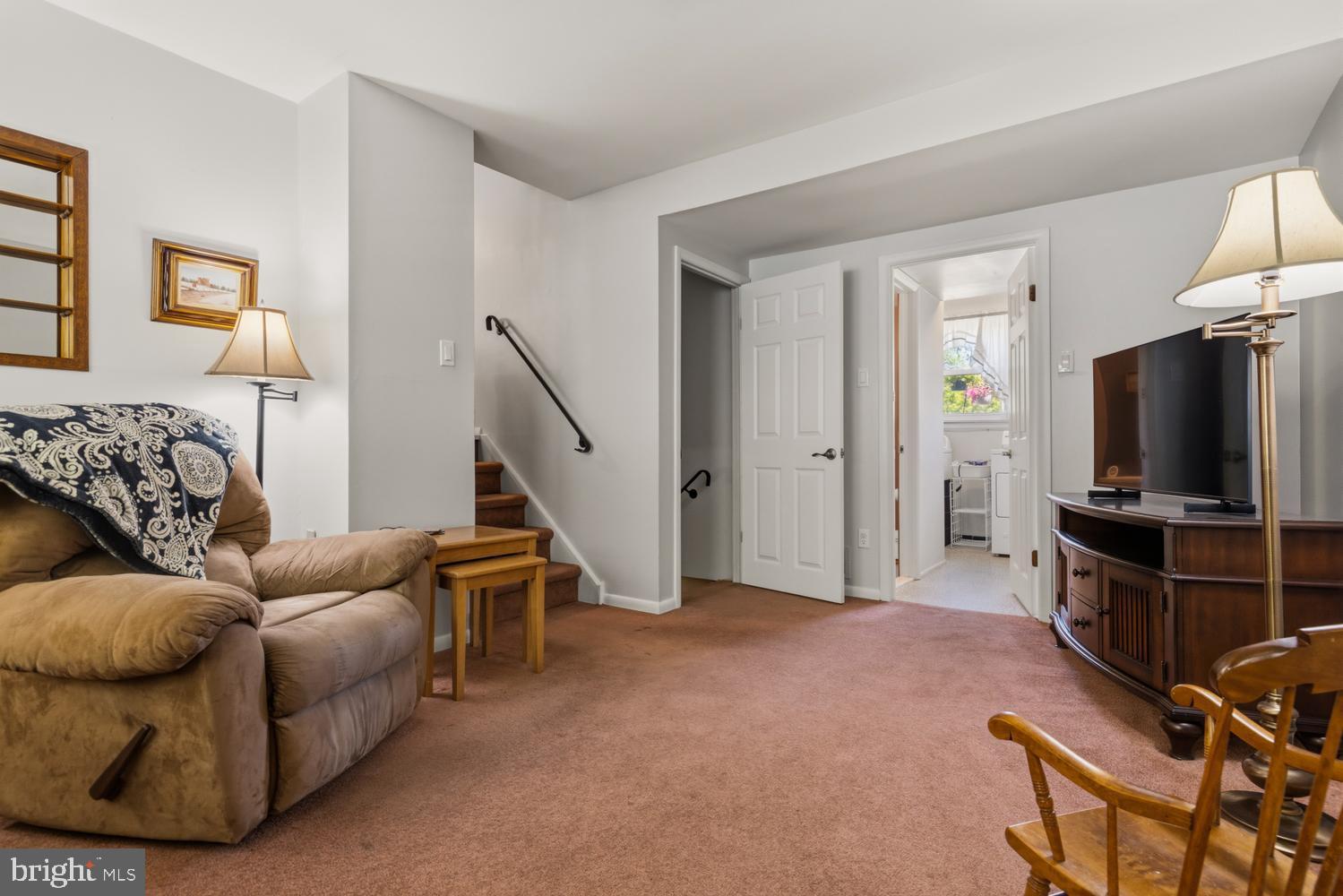 NESHAMINY VALLEY - Residential