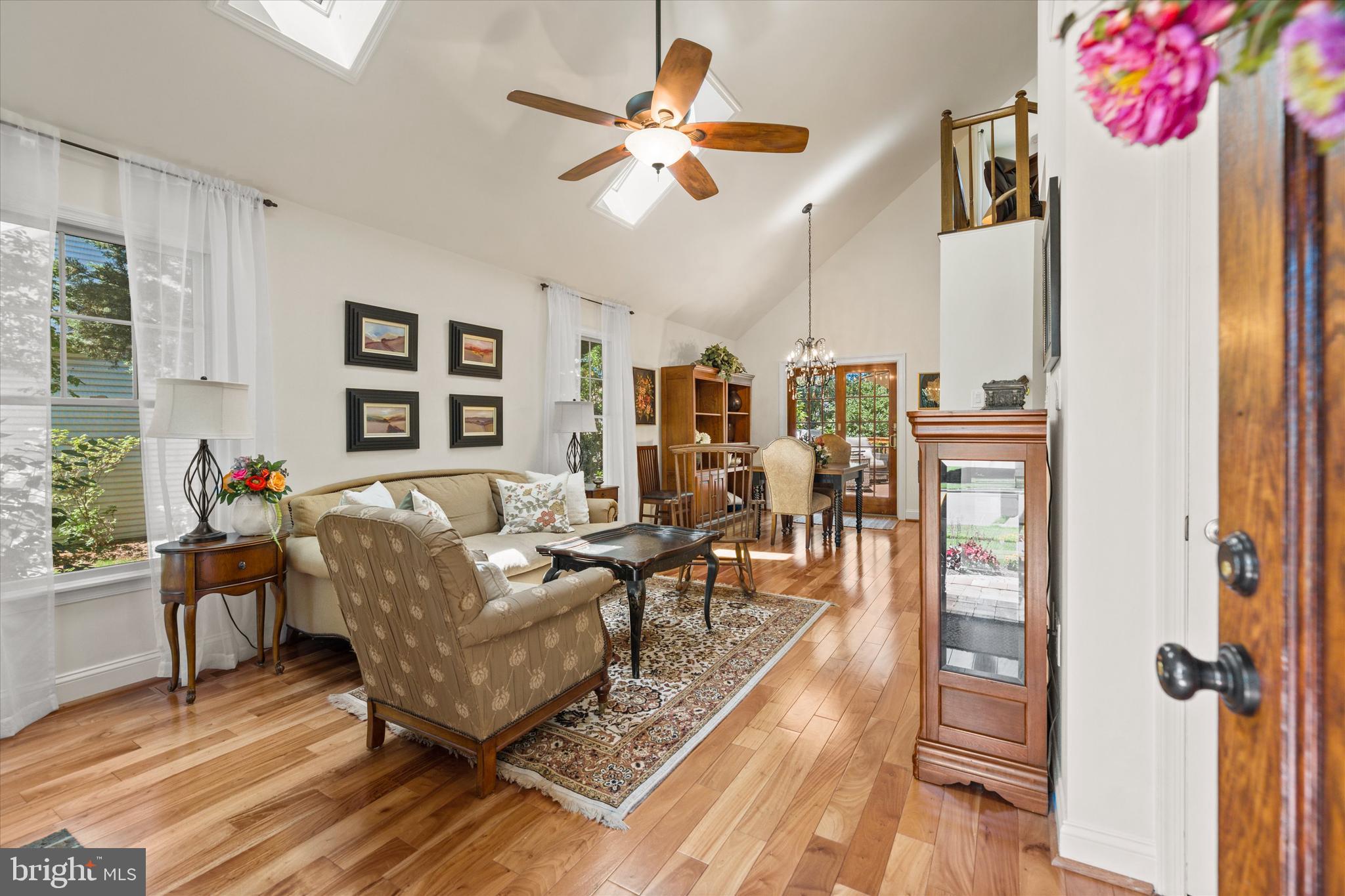 CHANTILLY HIGHLANDS - Residential