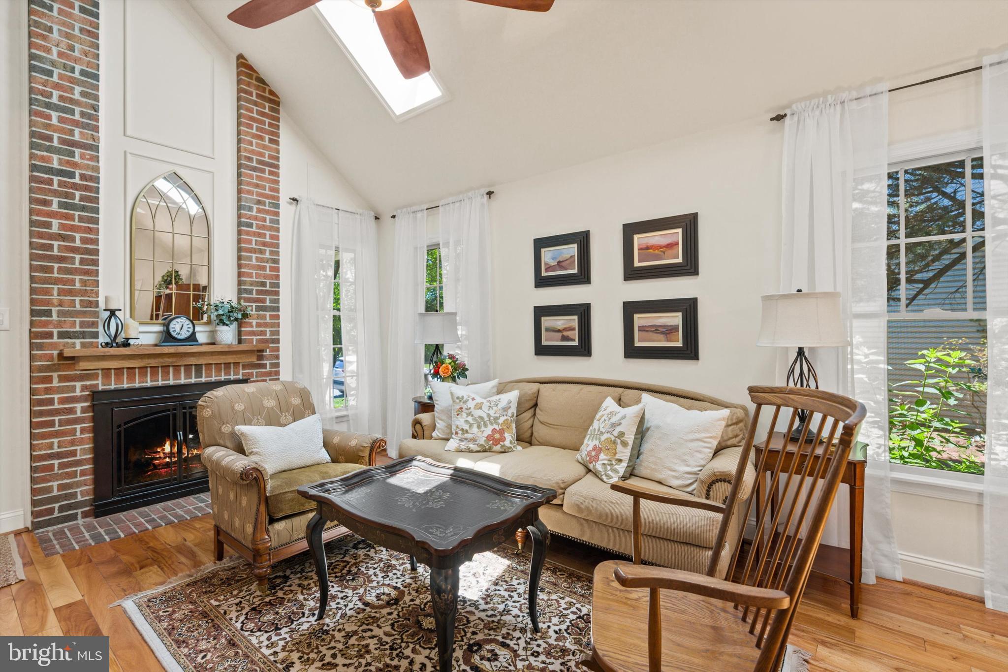 CHANTILLY HIGHLANDS - Residential