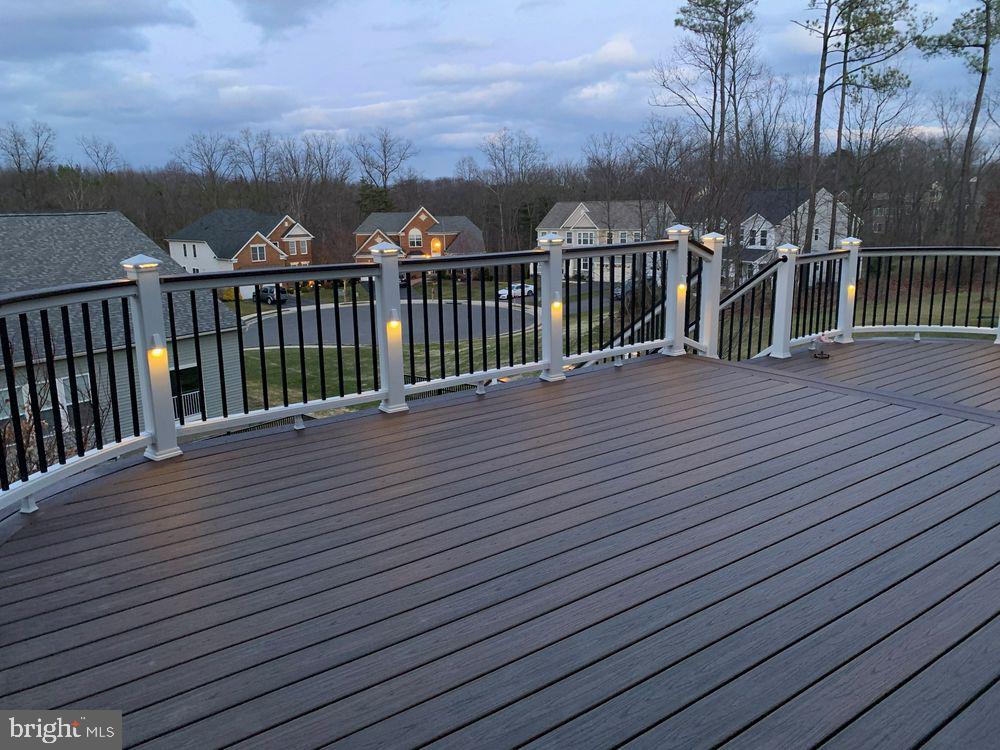 TWIN LAKES OVERLOOK - Residential