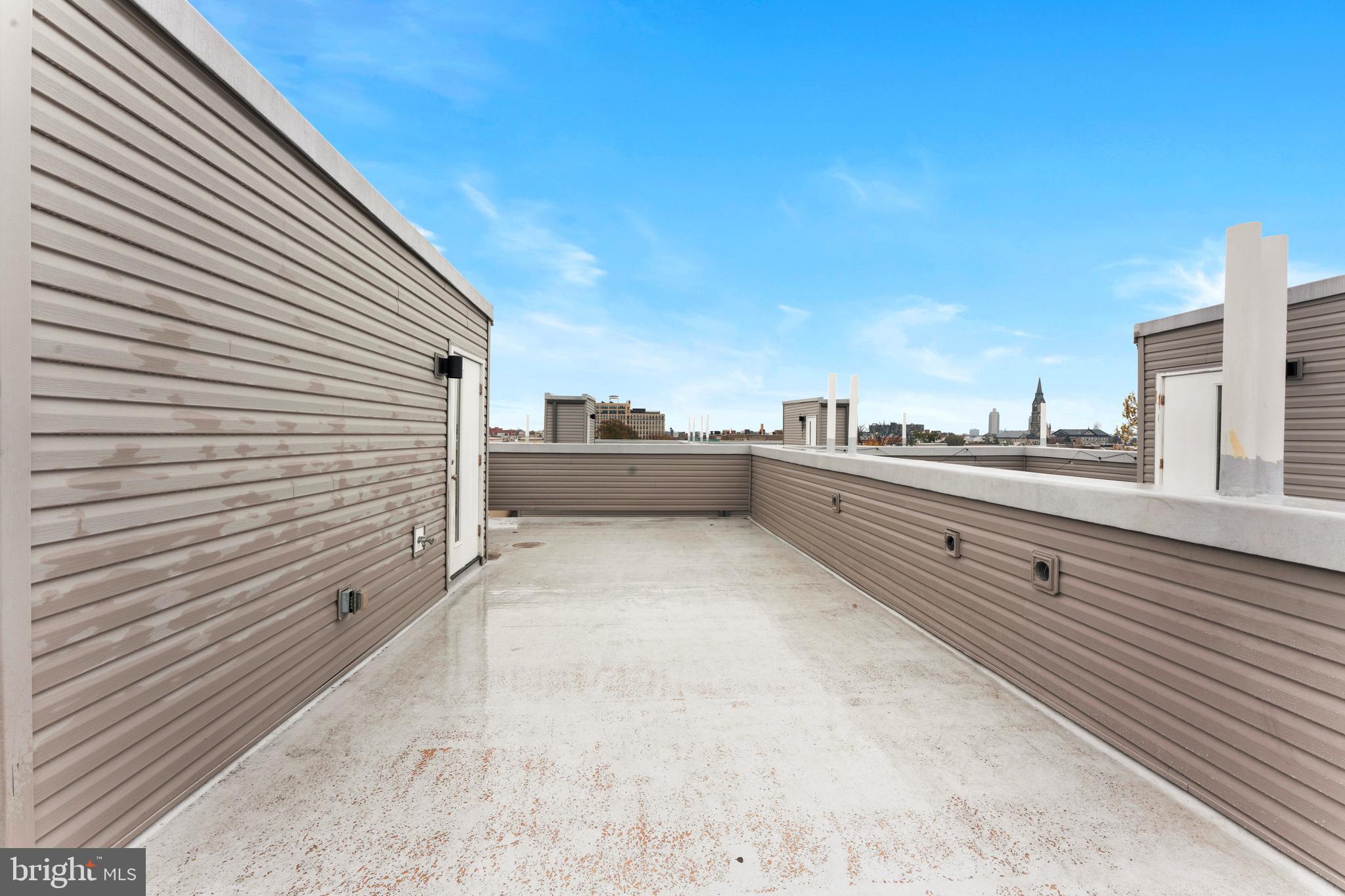 LUDLOW - Residential