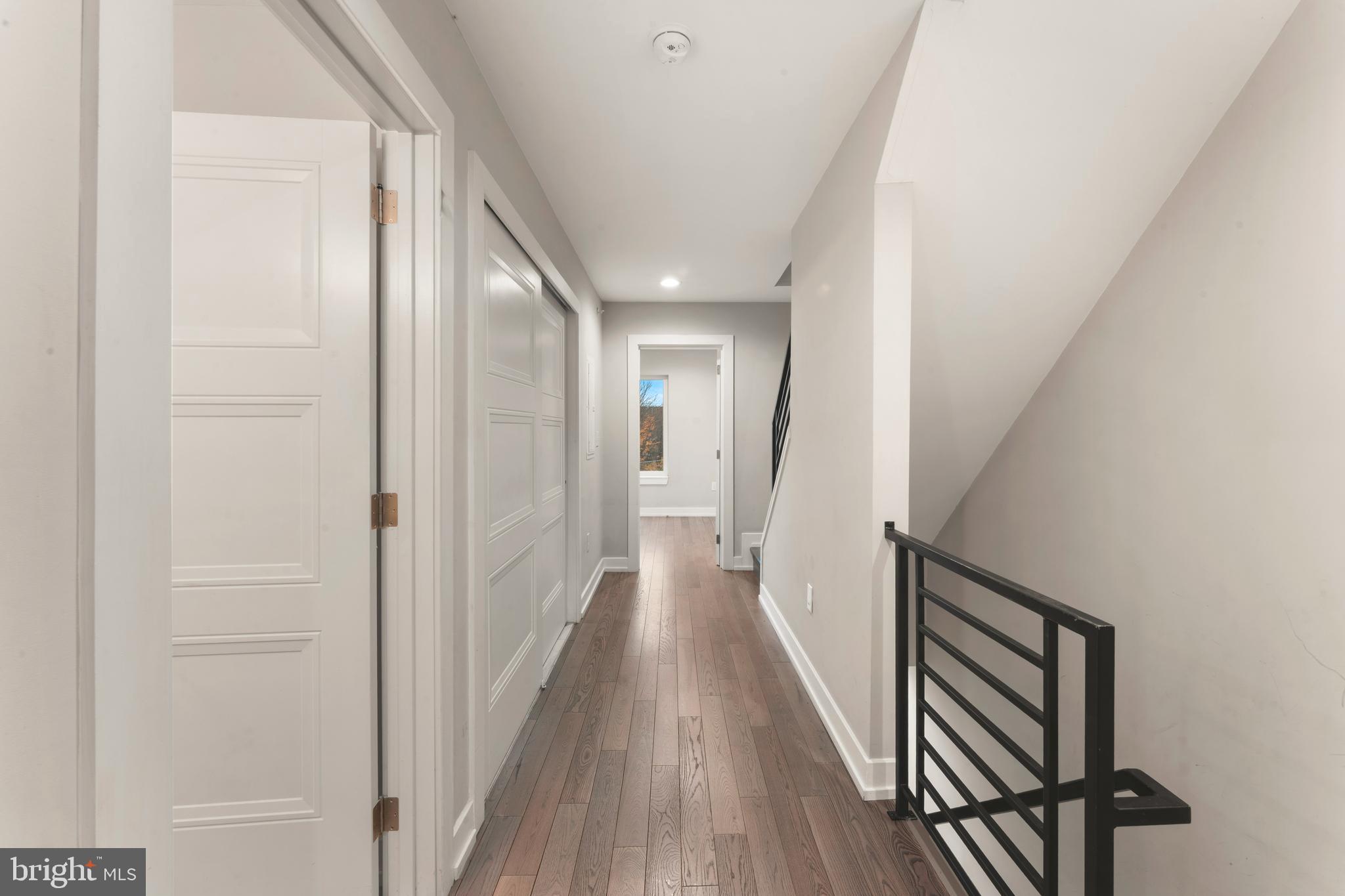 LUDLOW - Residential