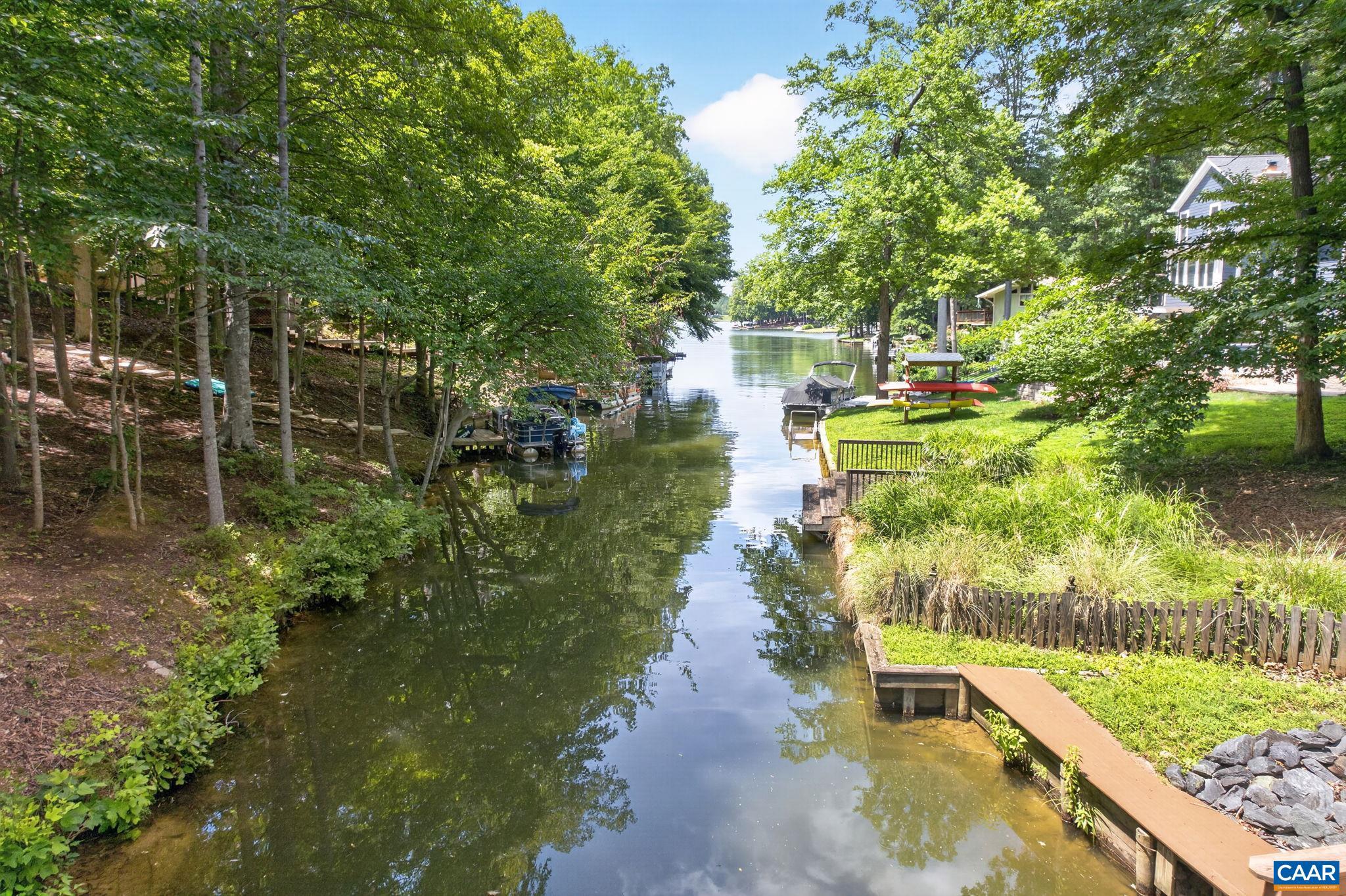 LAKE MONTICELLO - Residential