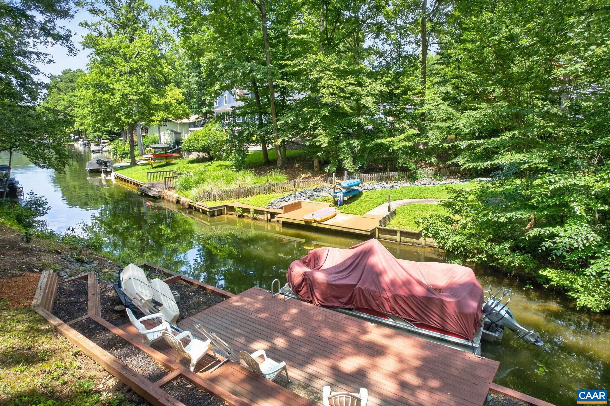 LAKE MONTICELLO - Residential