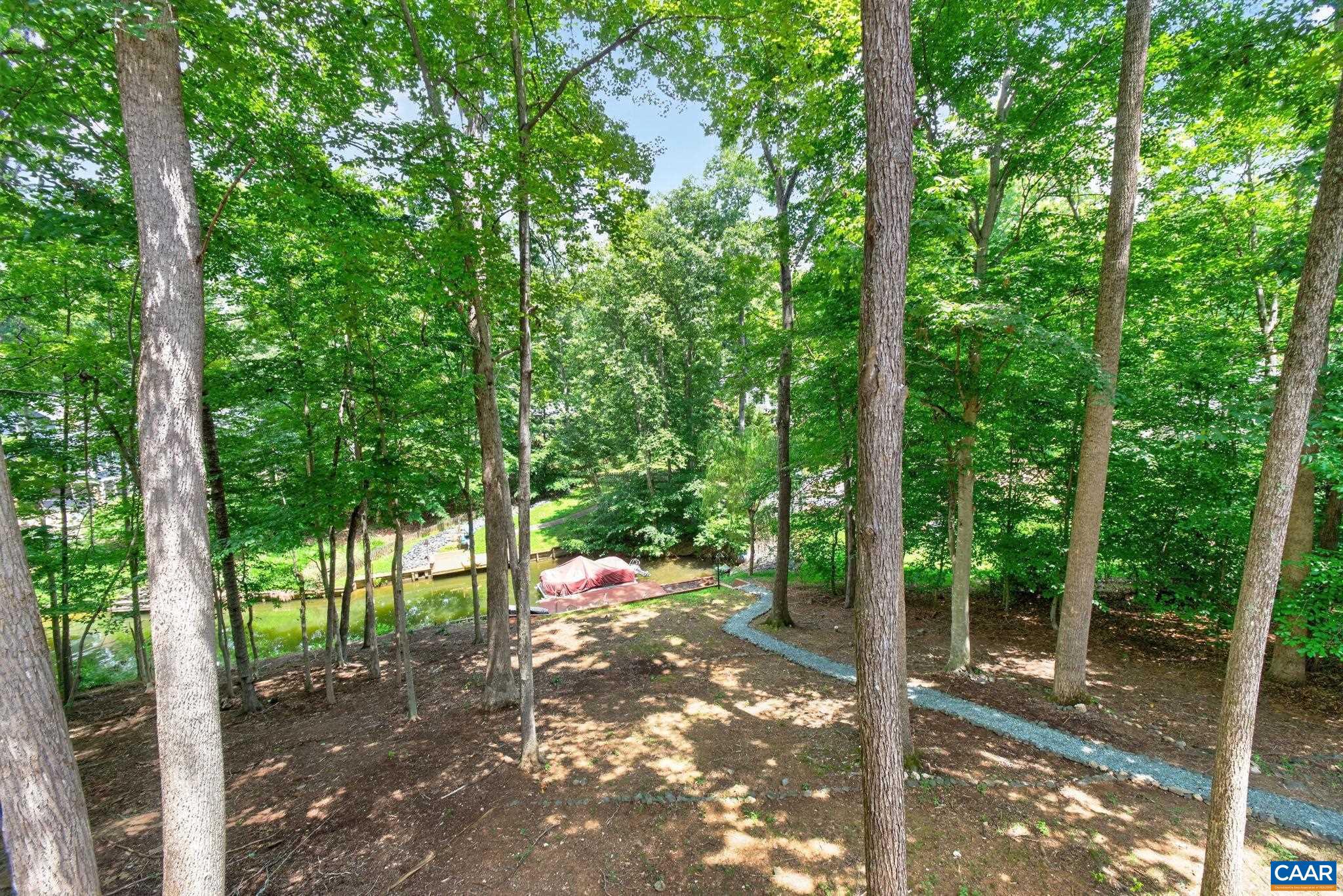 LAKE MONTICELLO - Residential