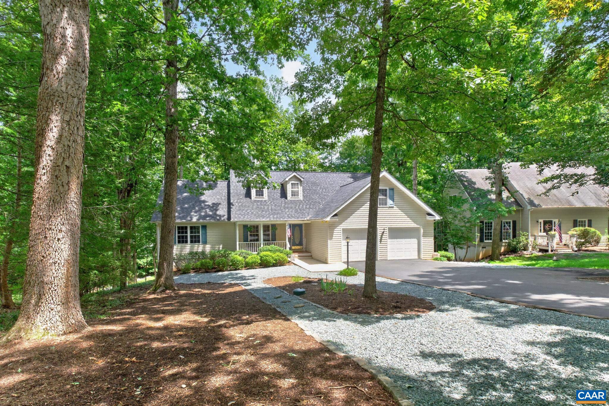 LAKE MONTICELLO - Residential