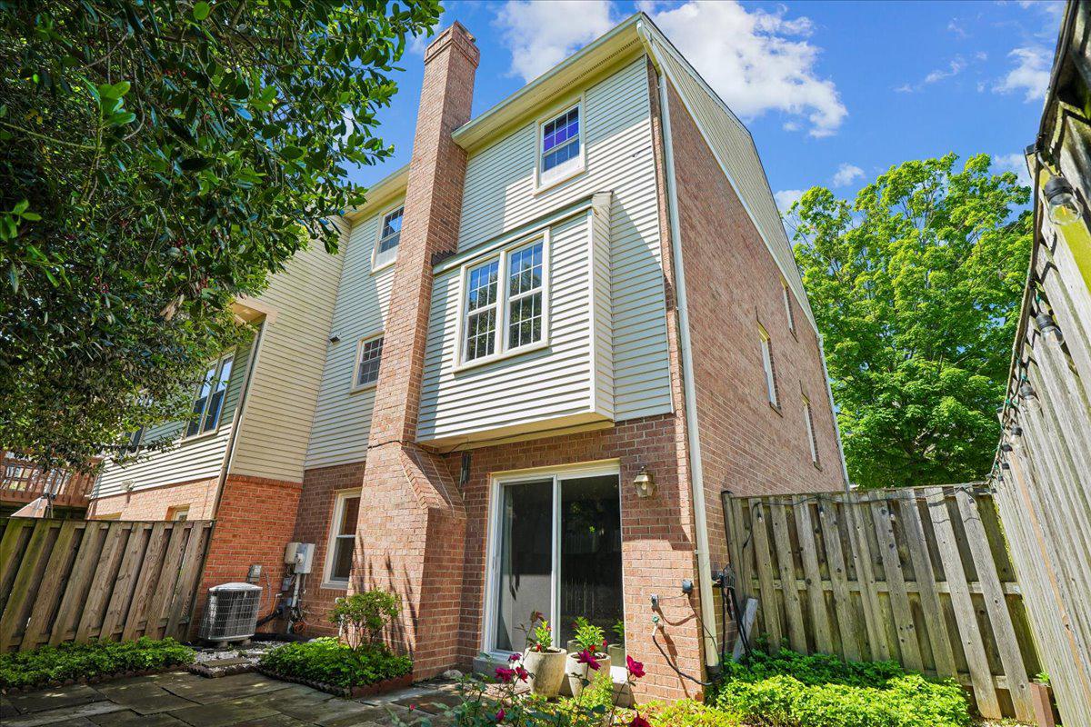WILDWOOD HILLS - Residential