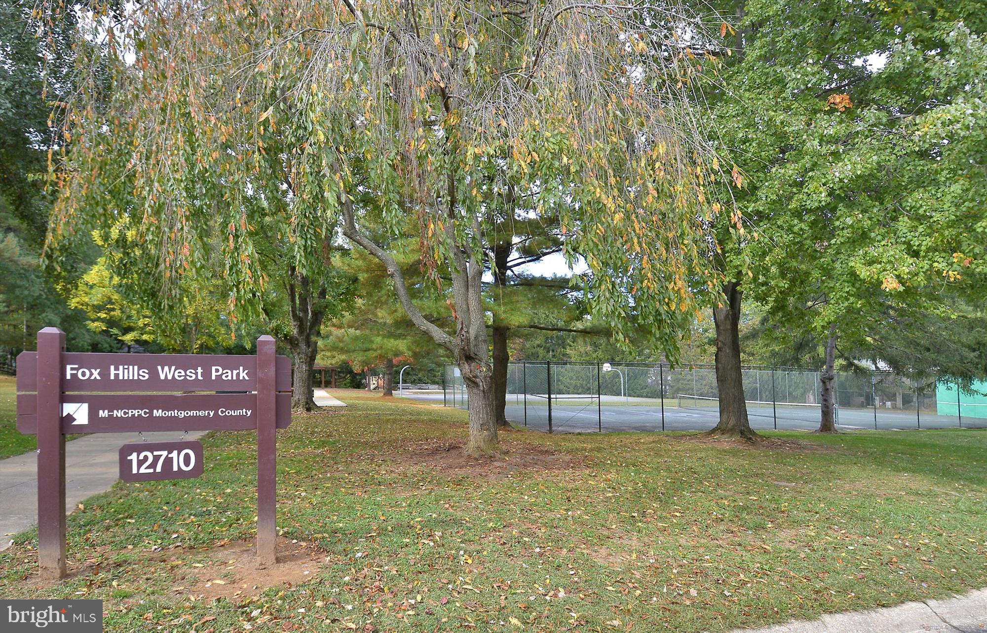 KENTSDALE ESTATES - Residential
