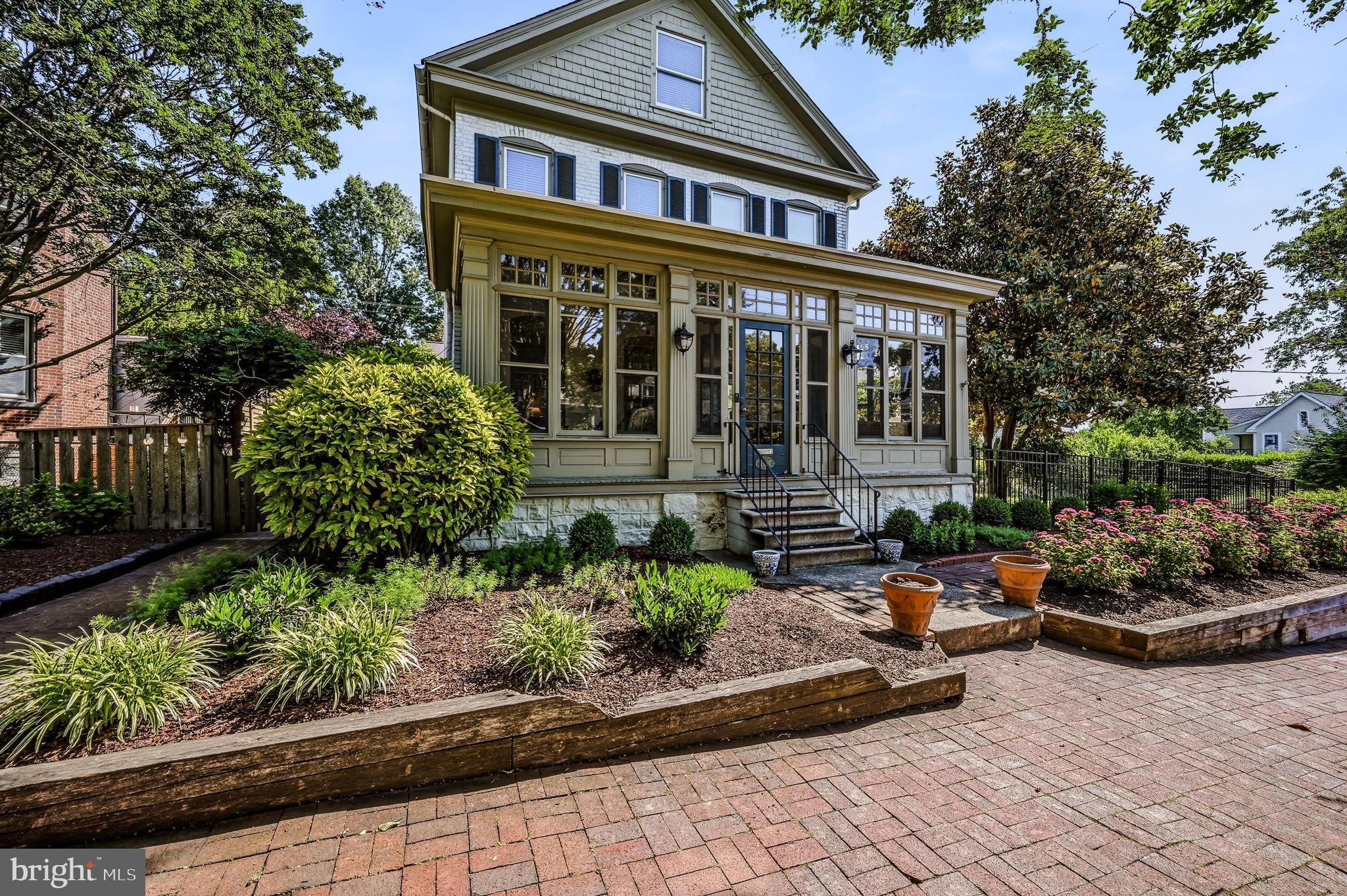 HIGHLANDS - Residential