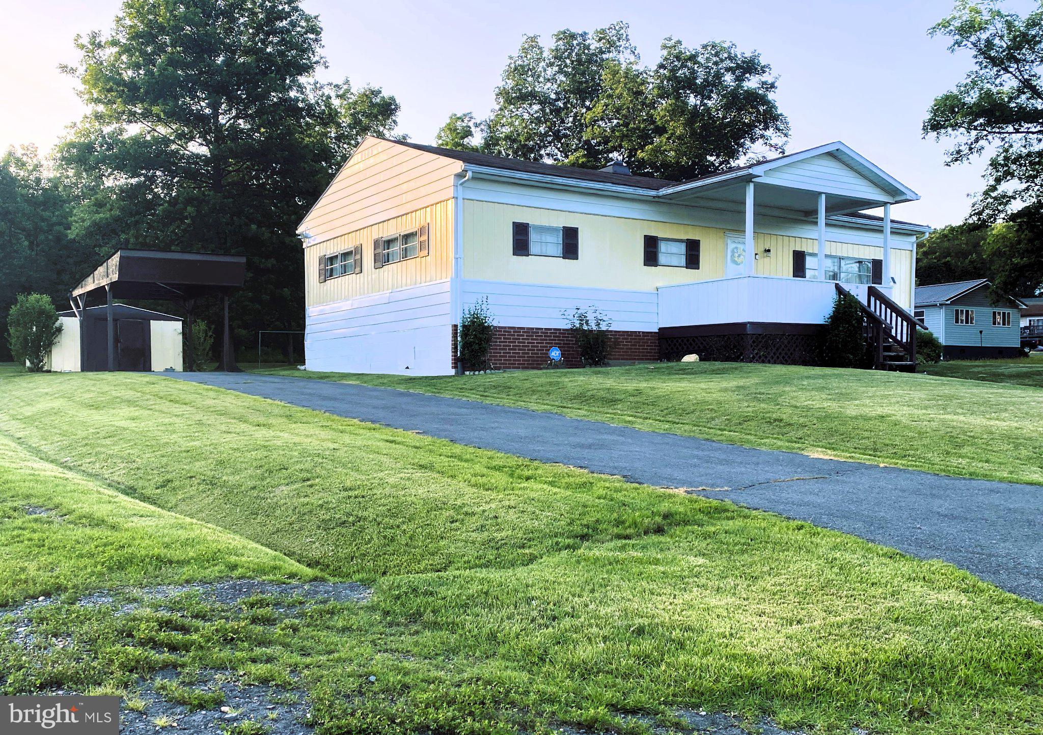 AMCELLE ACRES - Residential
