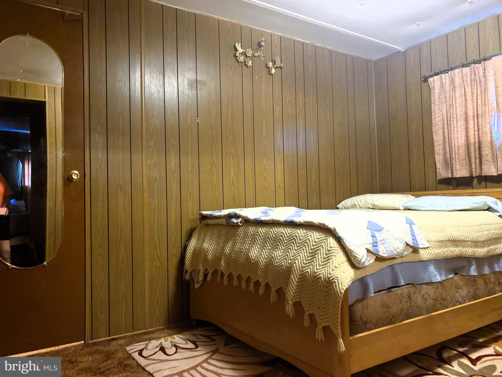 AMCELLE ACRES - Residential