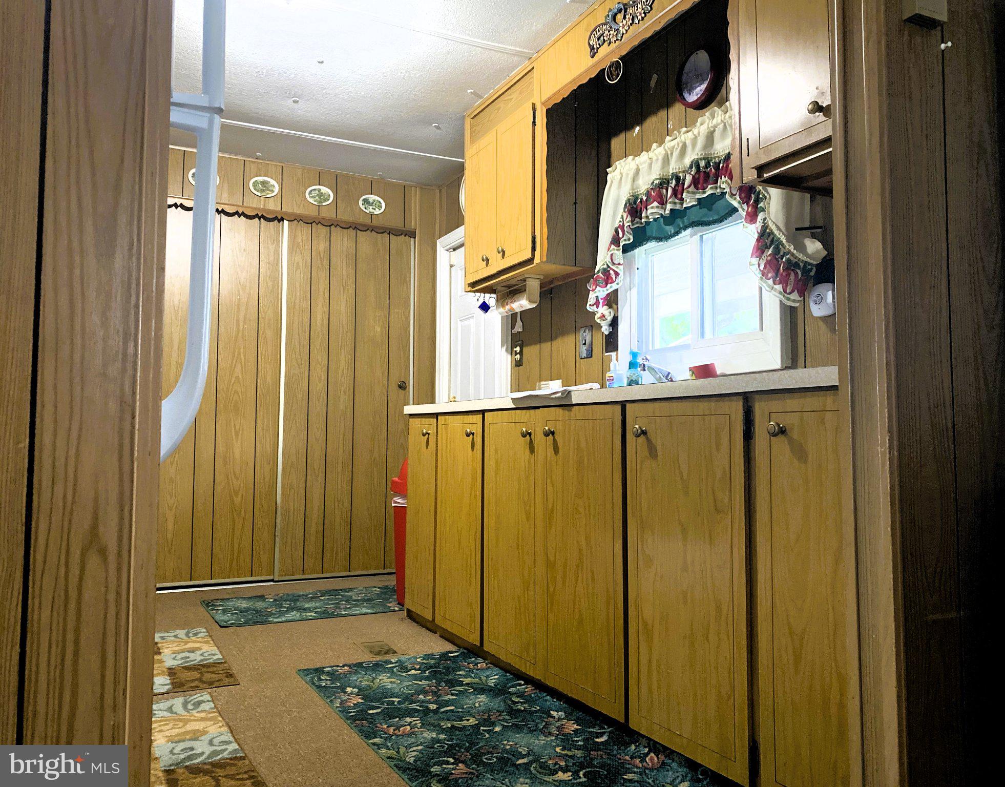 AMCELLE ACRES - Residential