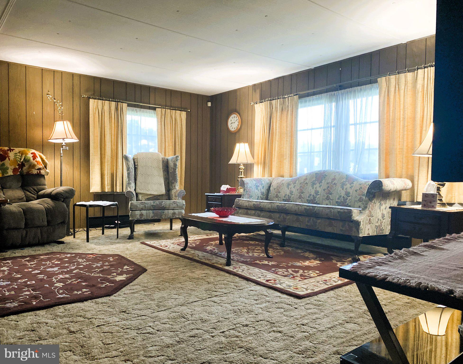 AMCELLE ACRES - Residential
