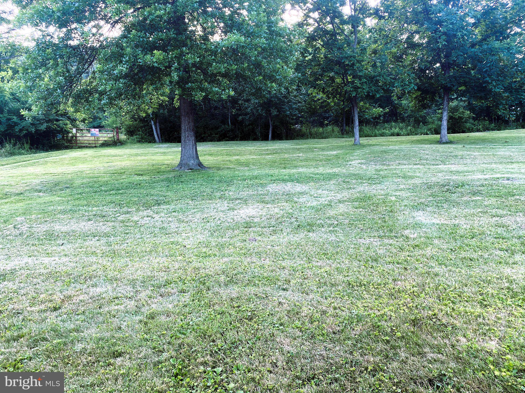AMCELLE ACRES - Residential