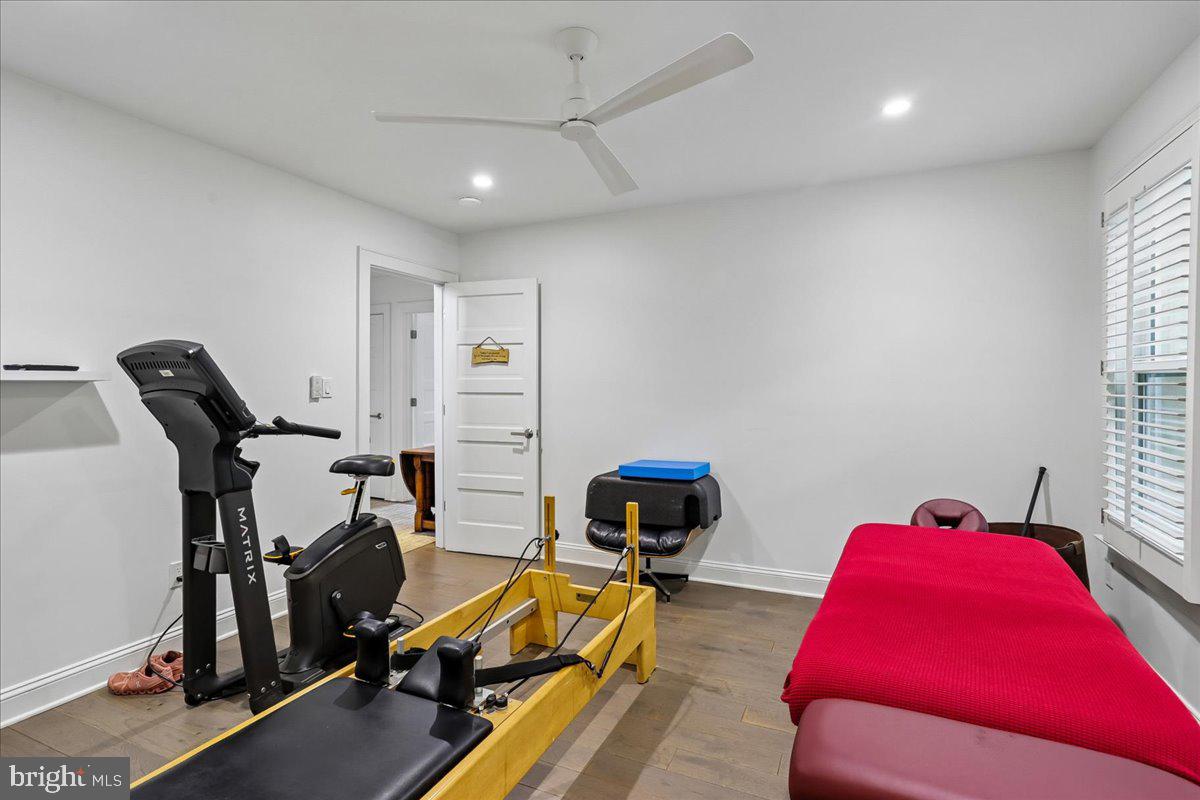 CHEVY CHASE VILLAGE - Residential