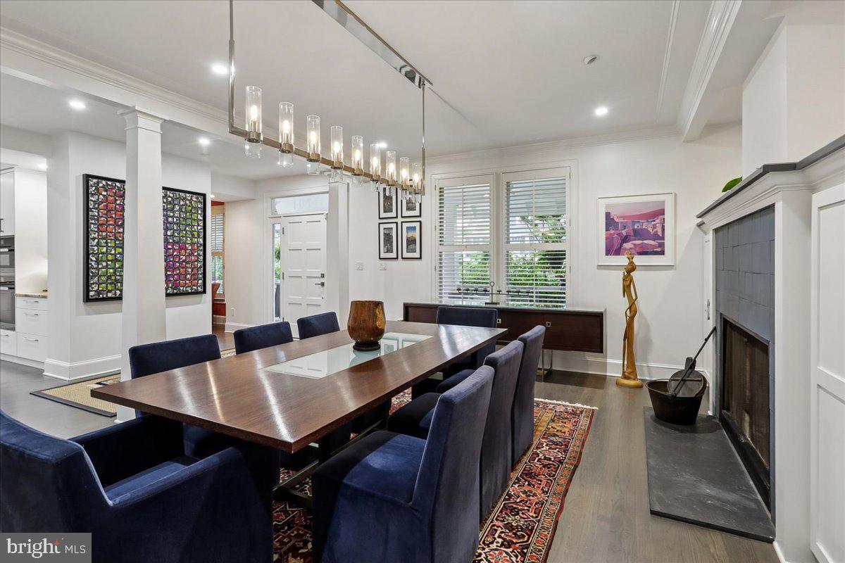 CHEVY CHASE VILLAGE - Residential