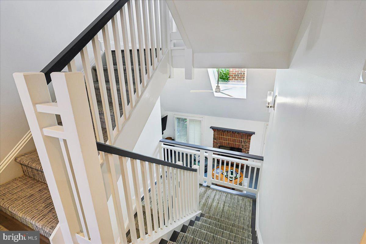 CHEVY CHASE VILLAGE - Residential