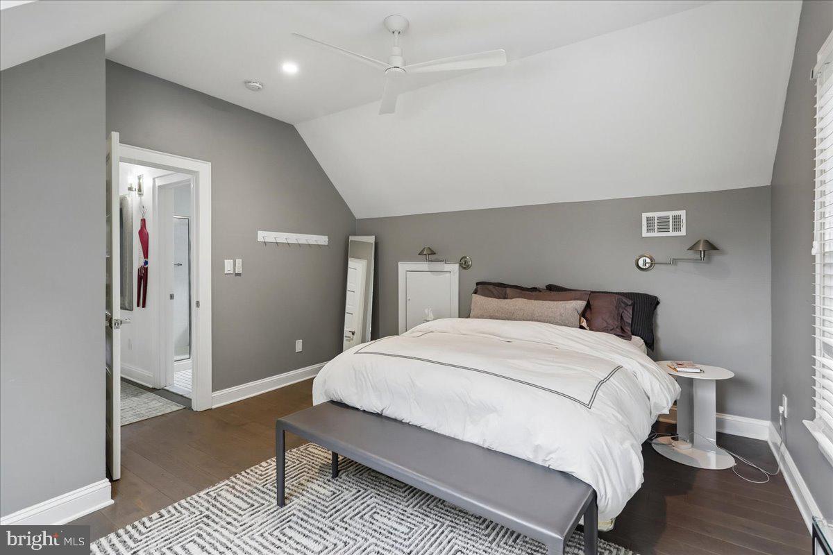 CHEVY CHASE VILLAGE - Residential