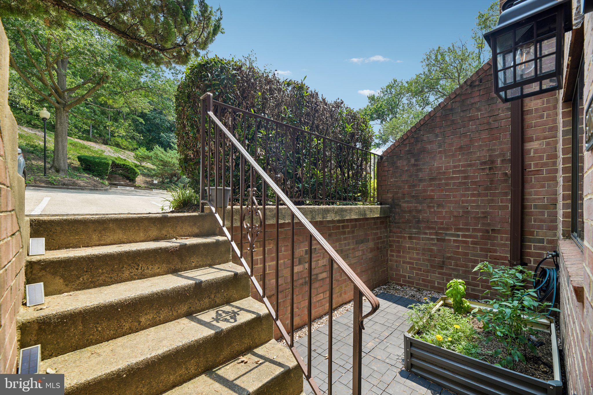 STEPPES OF BARCROFT - Residential
