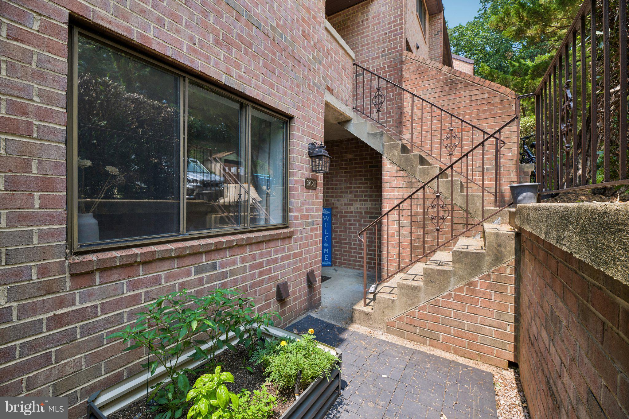 STEPPES OF BARCROFT - Residential