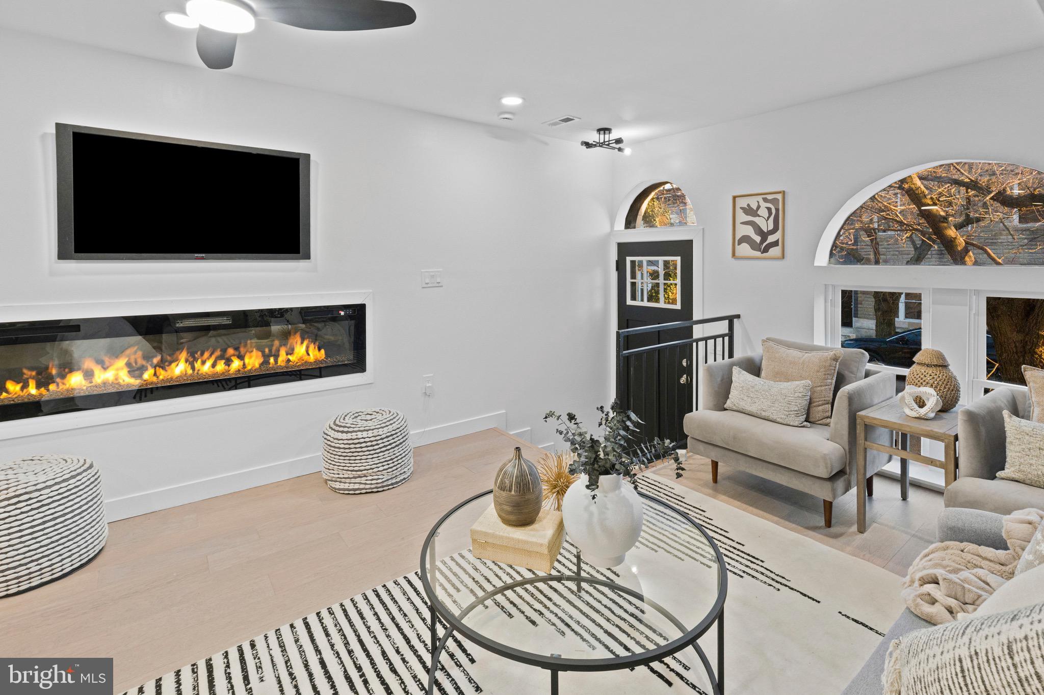 BROADWAY EAST - Residential