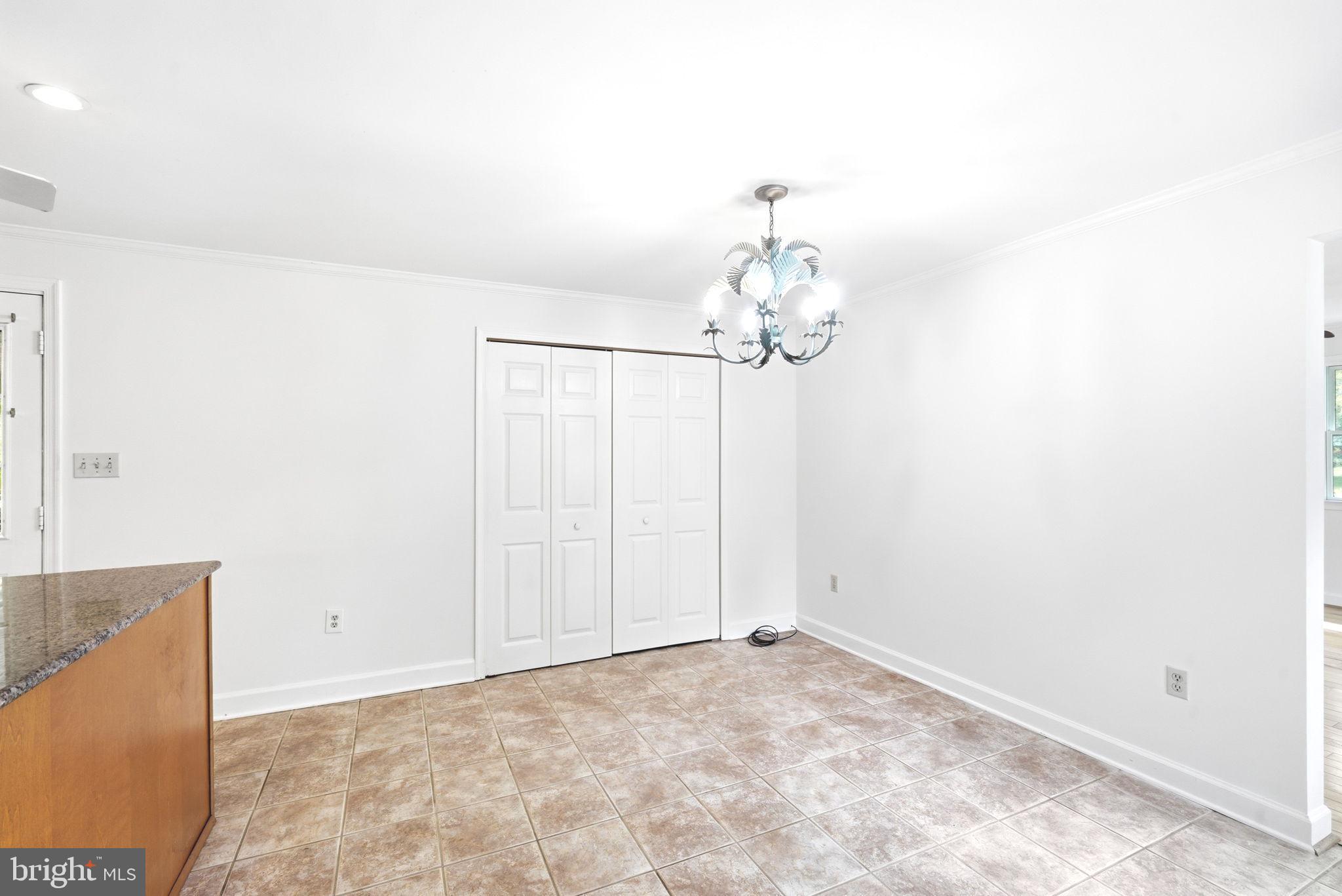 CHESAPEAKE LANDING - Residential