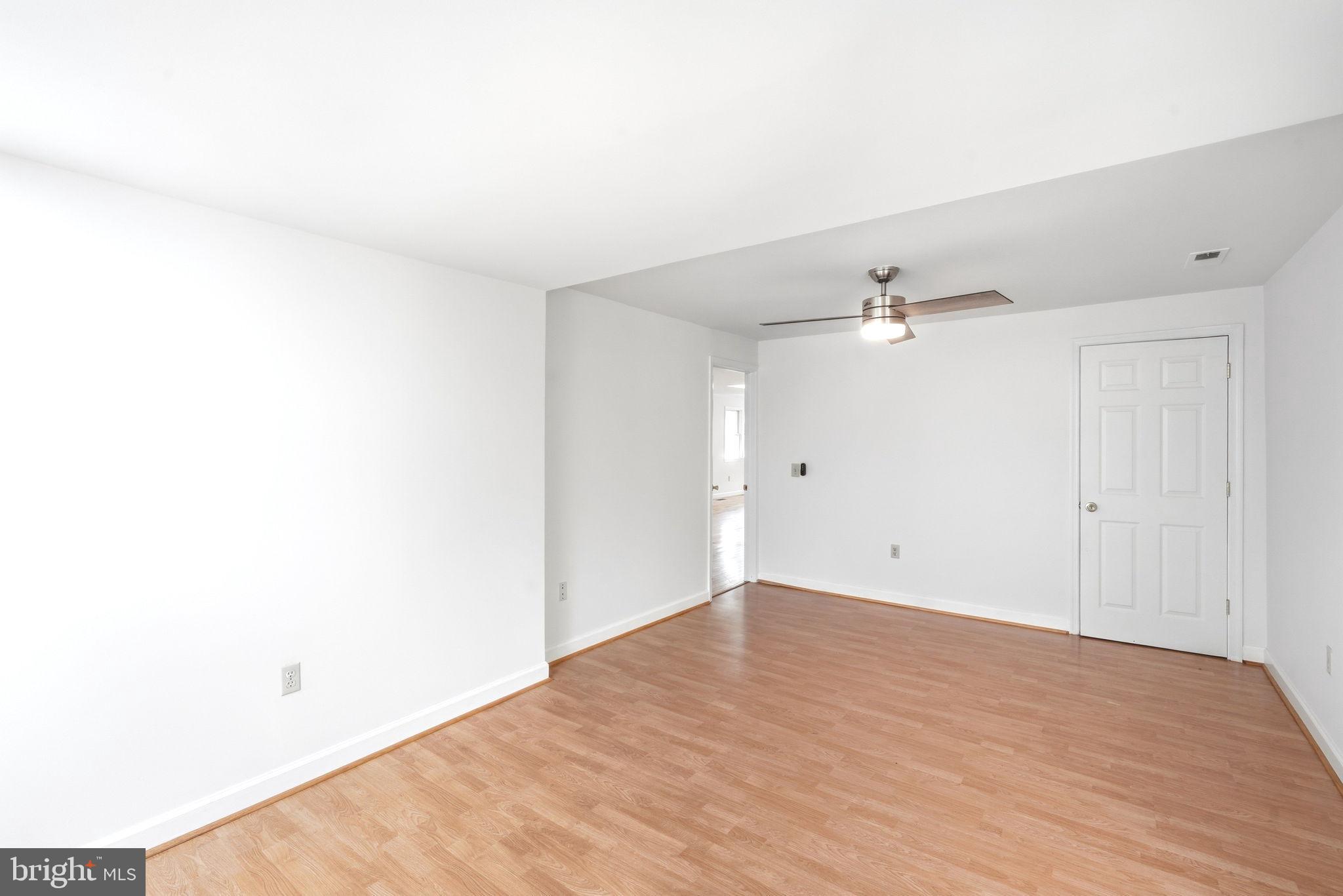 CHESAPEAKE LANDING - Residential