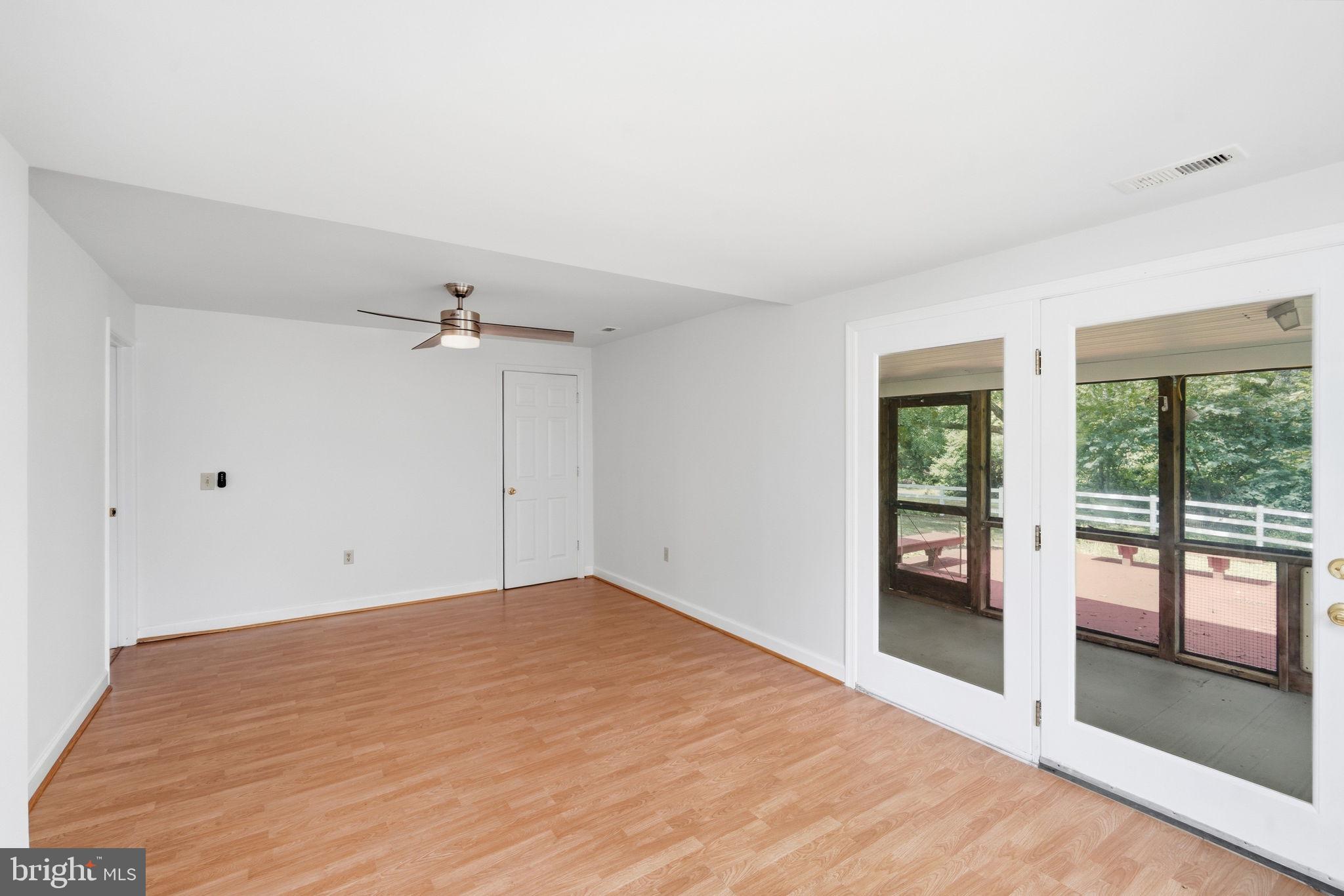 CHESAPEAKE LANDING - Residential