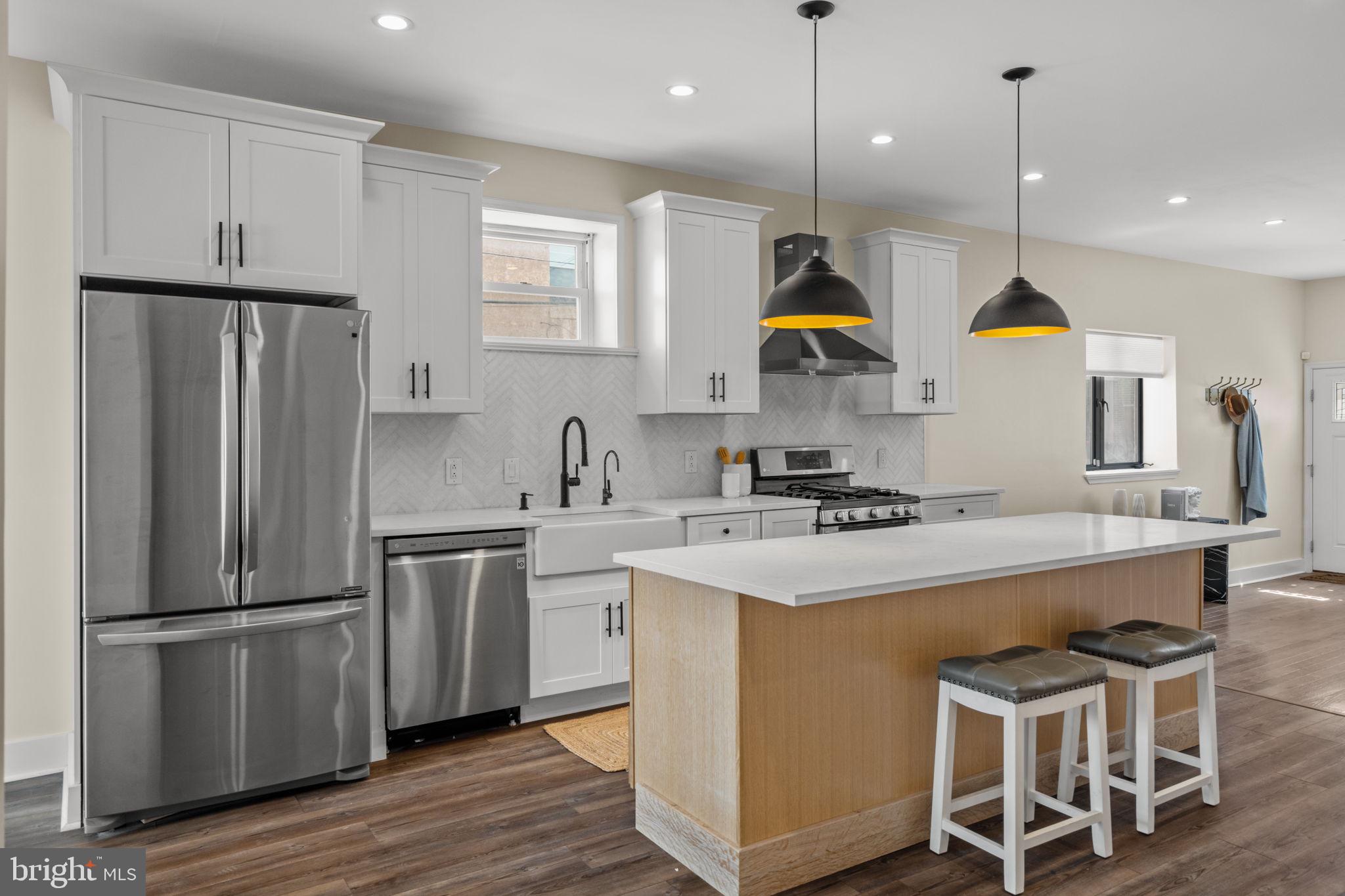 POINT BREEZE - Residential