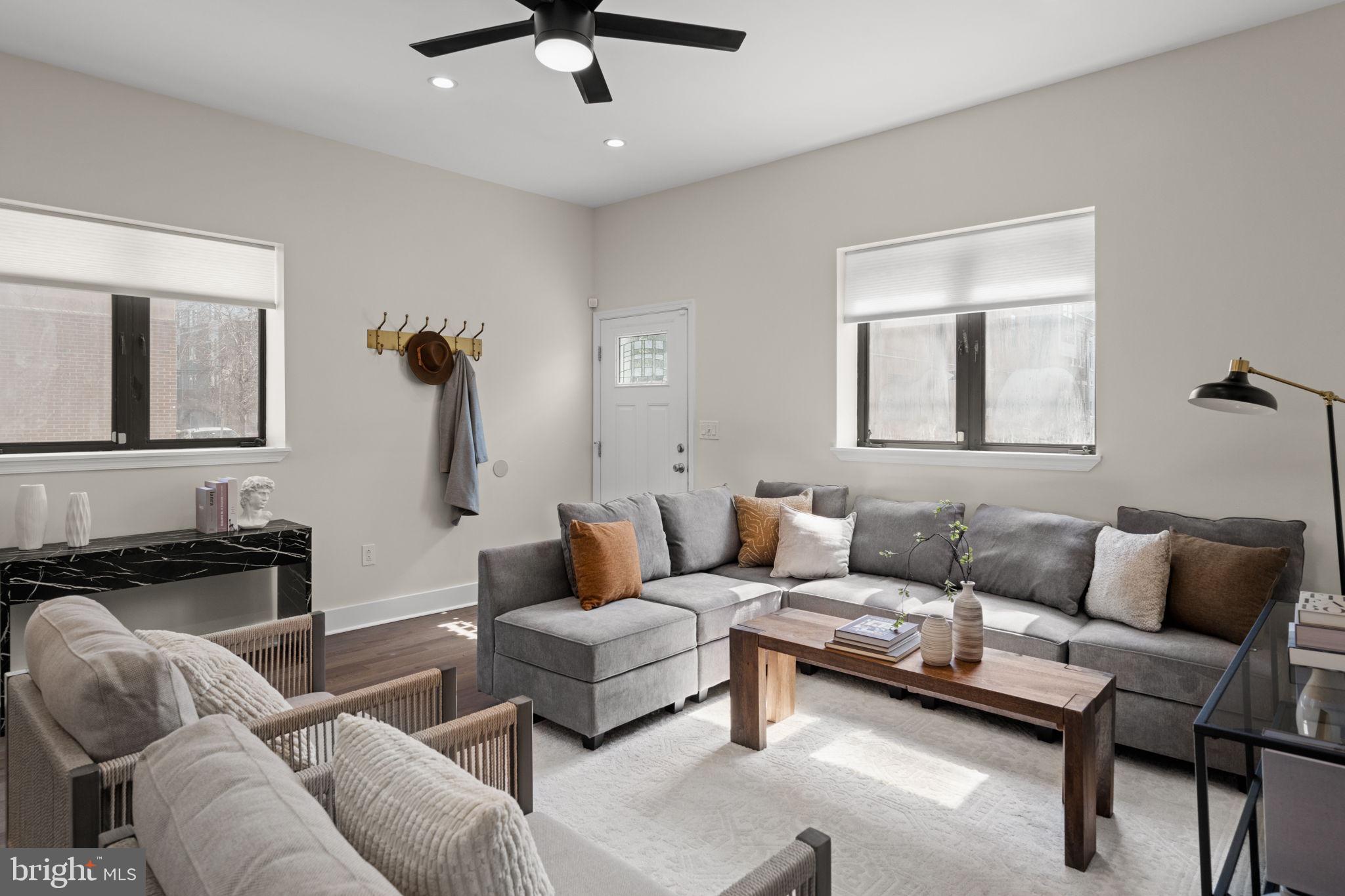 POINT BREEZE - Residential