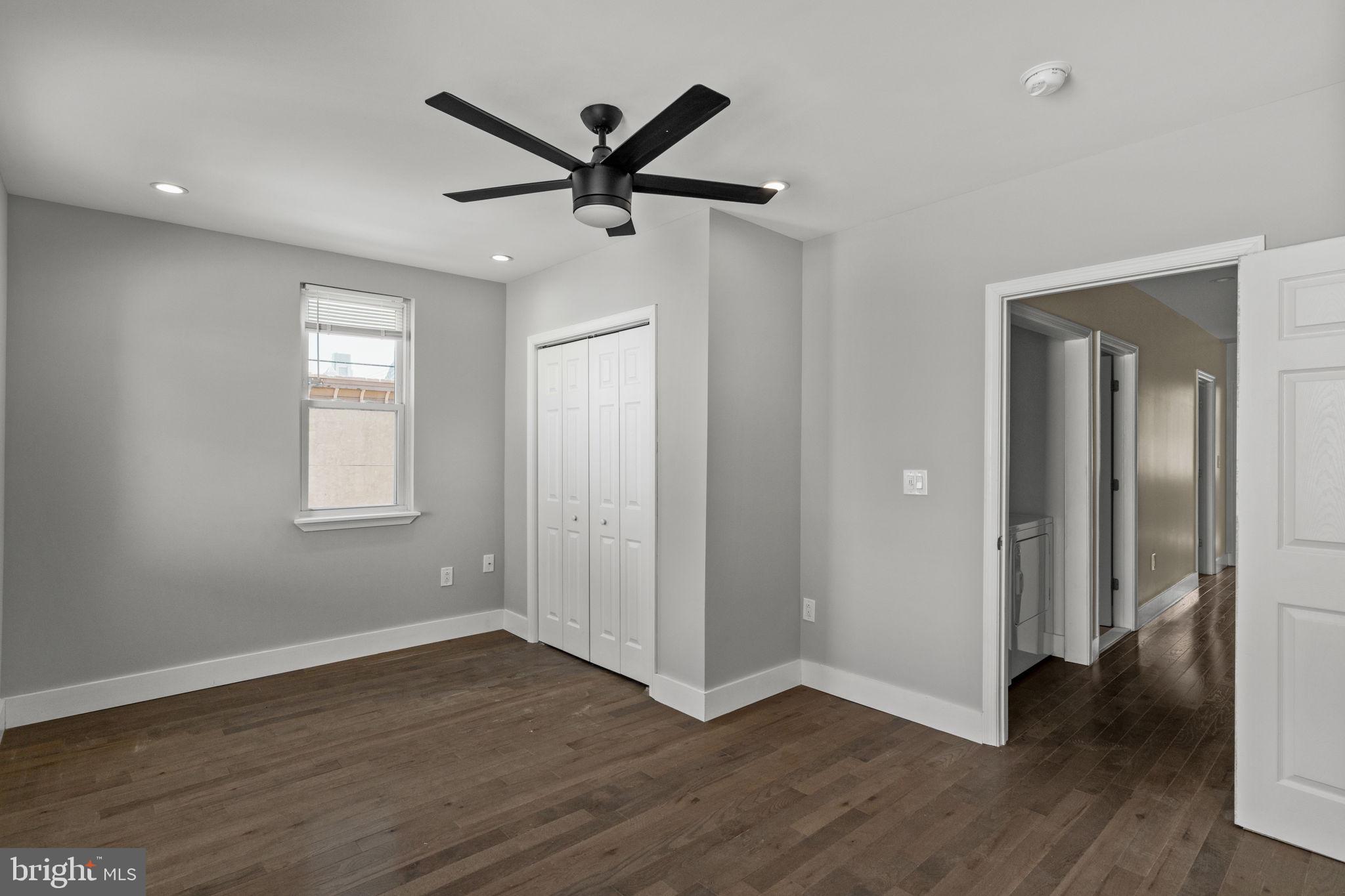 POINT BREEZE - Residential