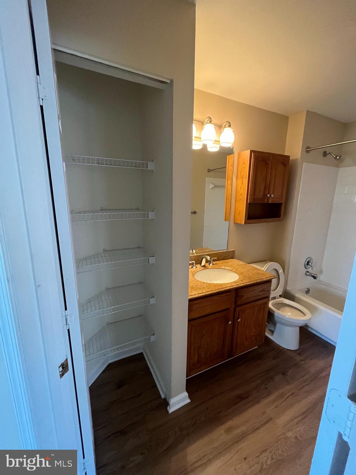 STRATFORD CONDO BULL RUN - Residential Lease