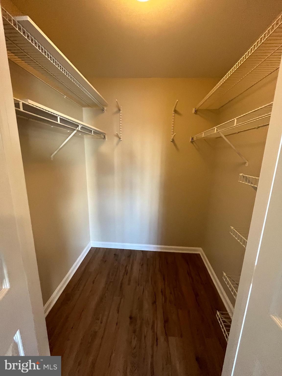 STRATFORD CONDO BULL RUN - Residential Lease