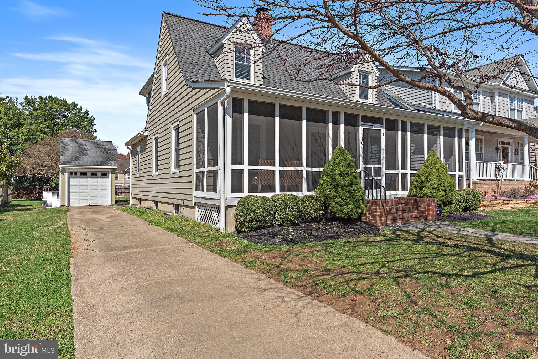 HOMEWOOD - Residential