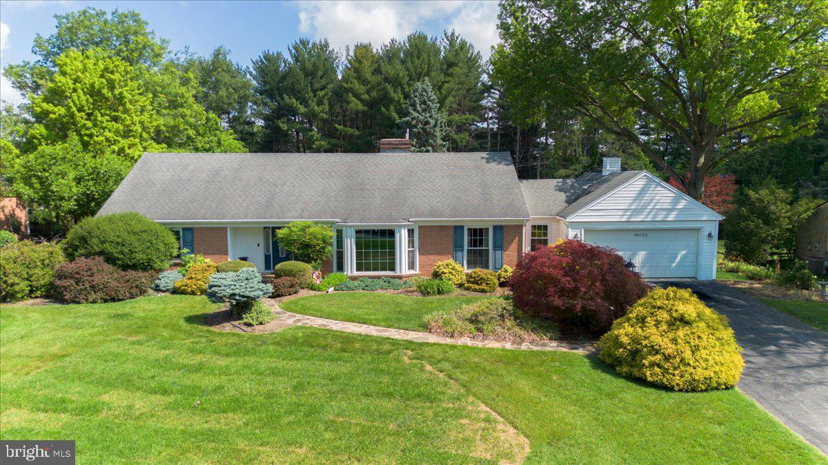FOUNTAIN HEAD - Residential