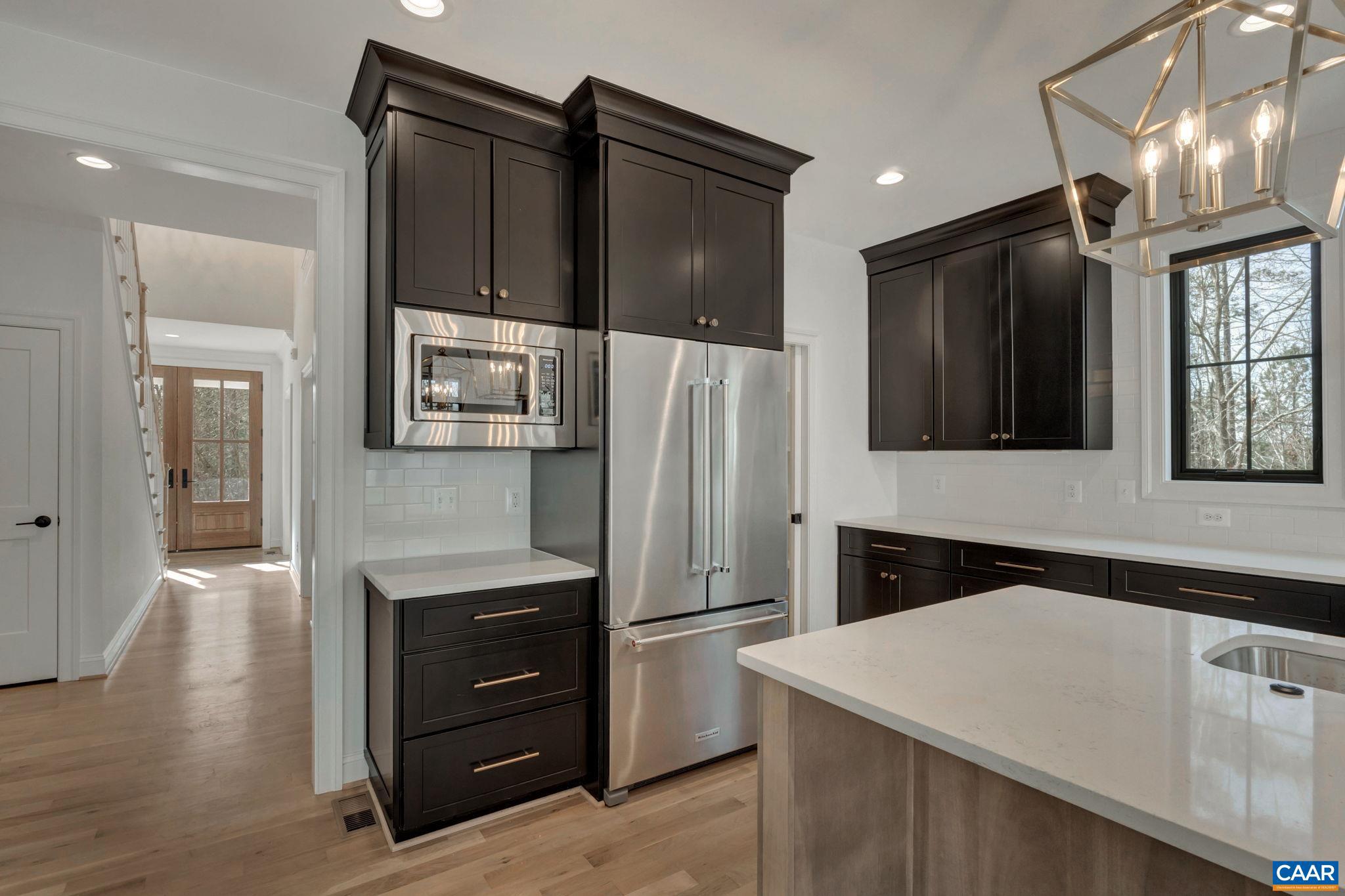 MONTGOMERY RIDGE - Residential