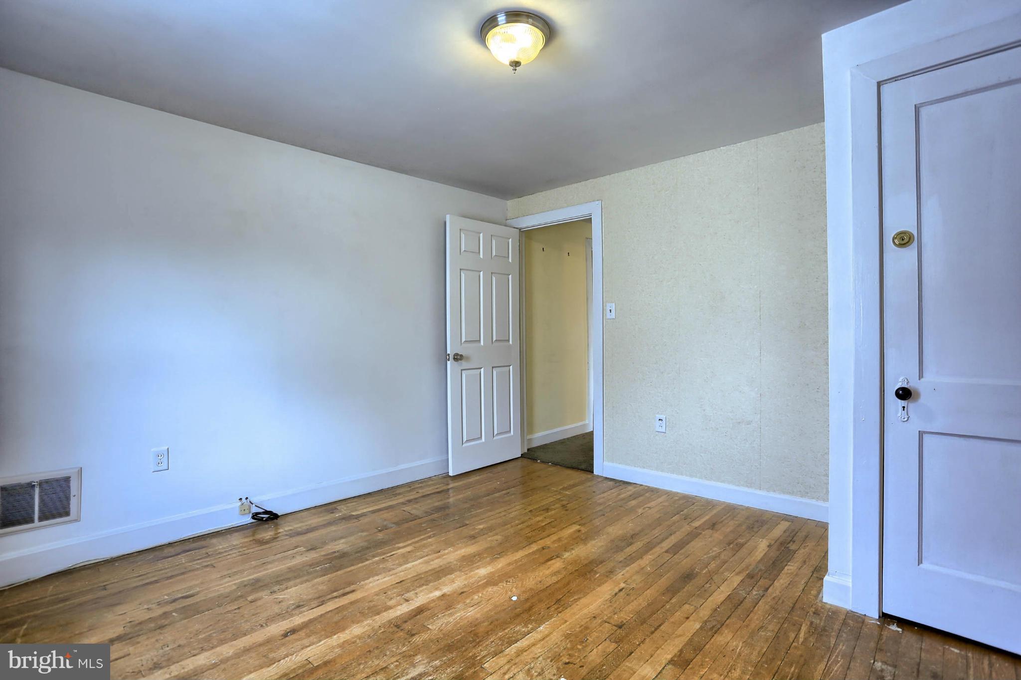 CHAMBERSBURG - Residential