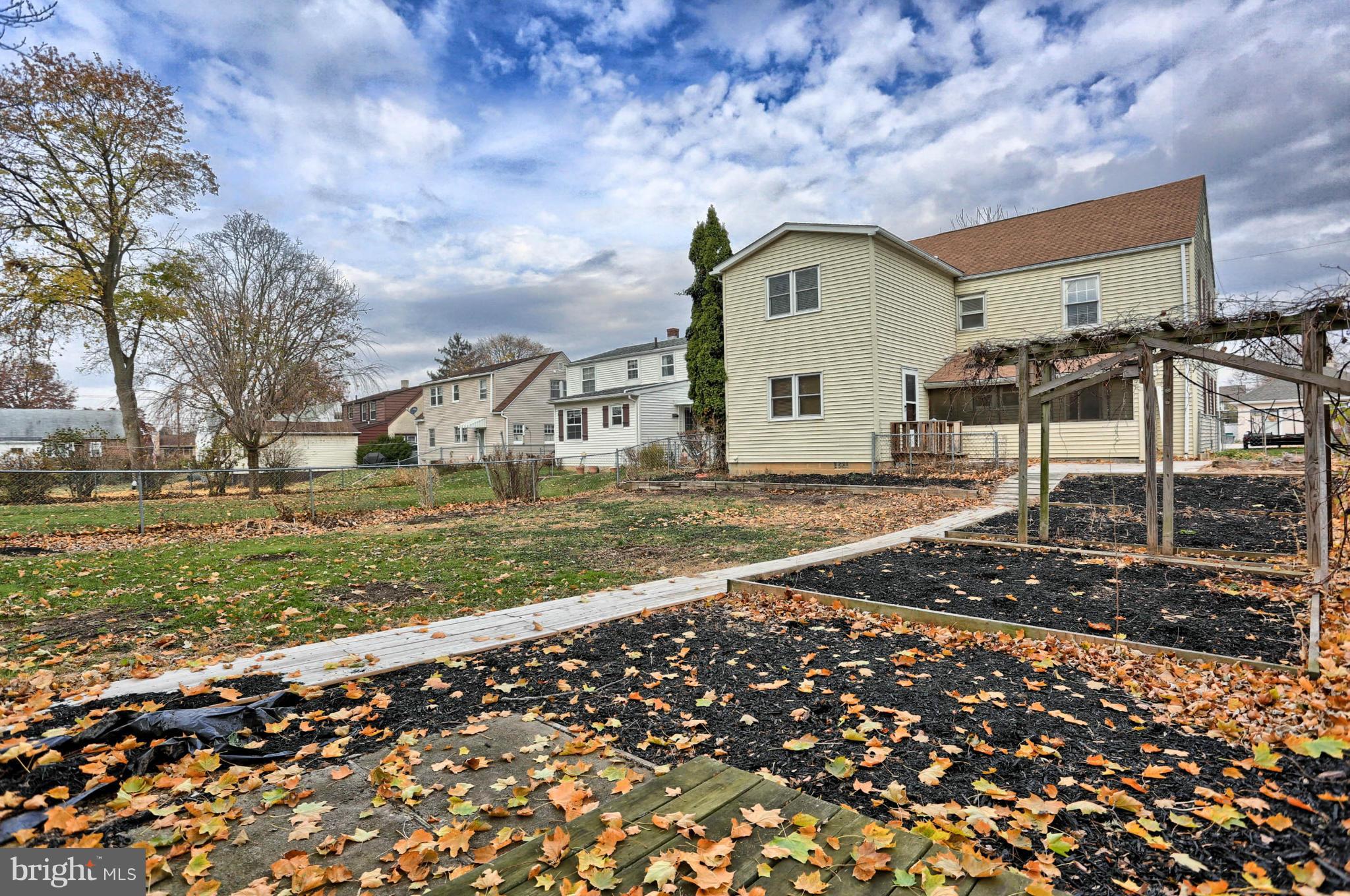 CHAMBERSBURG - Residential