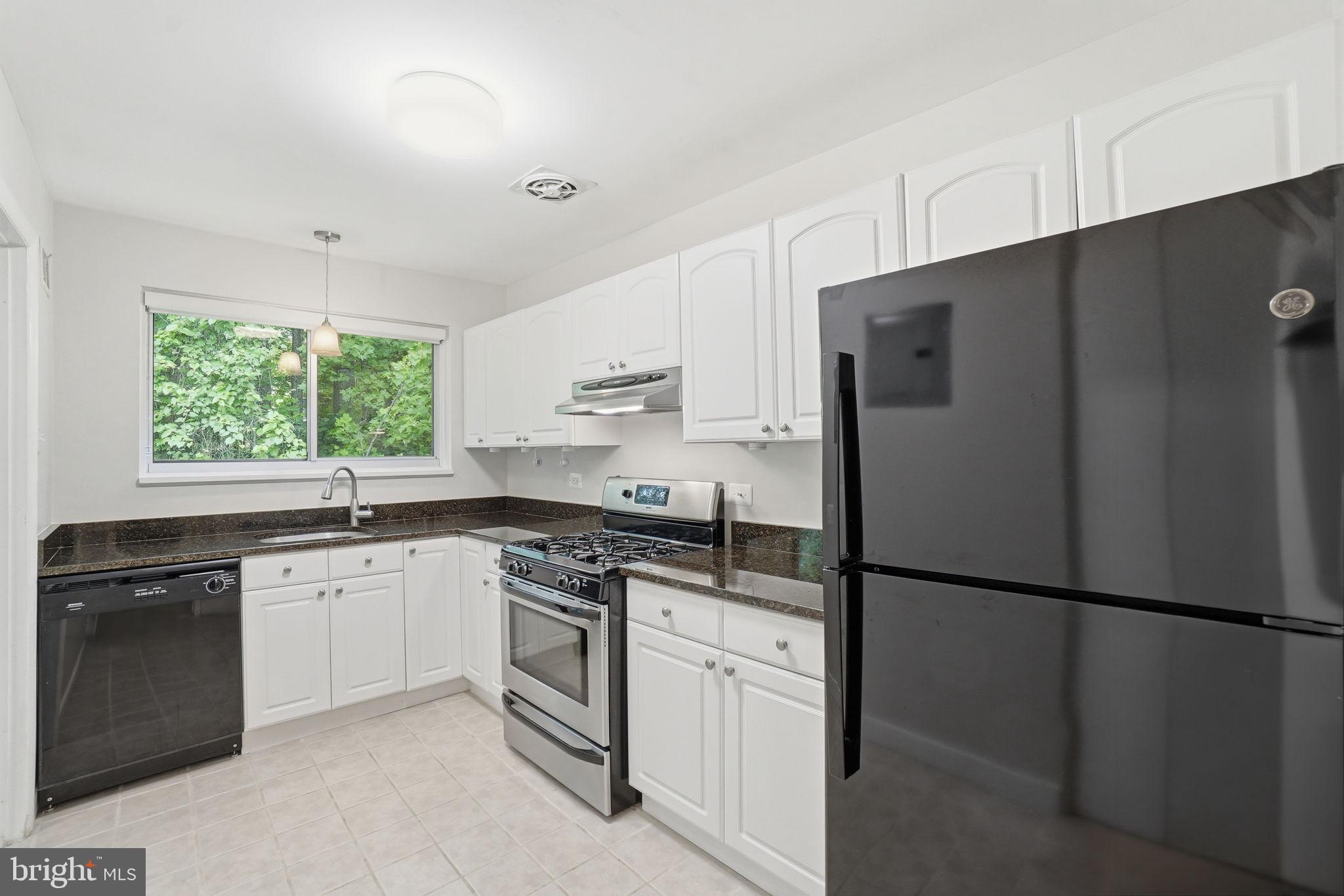 PARKSIDE CONDOMINIUMS - Residential