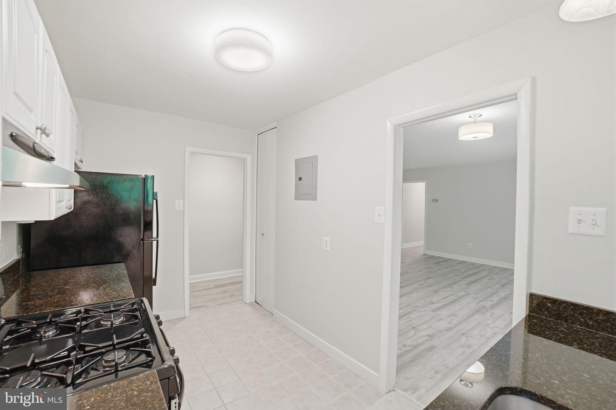 PARKSIDE CONDOMINIUMS - Residential