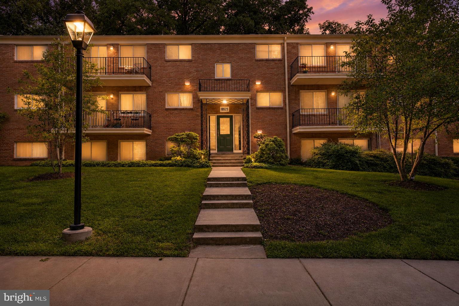 PARKSIDE CONDOMINIUMS - Residential